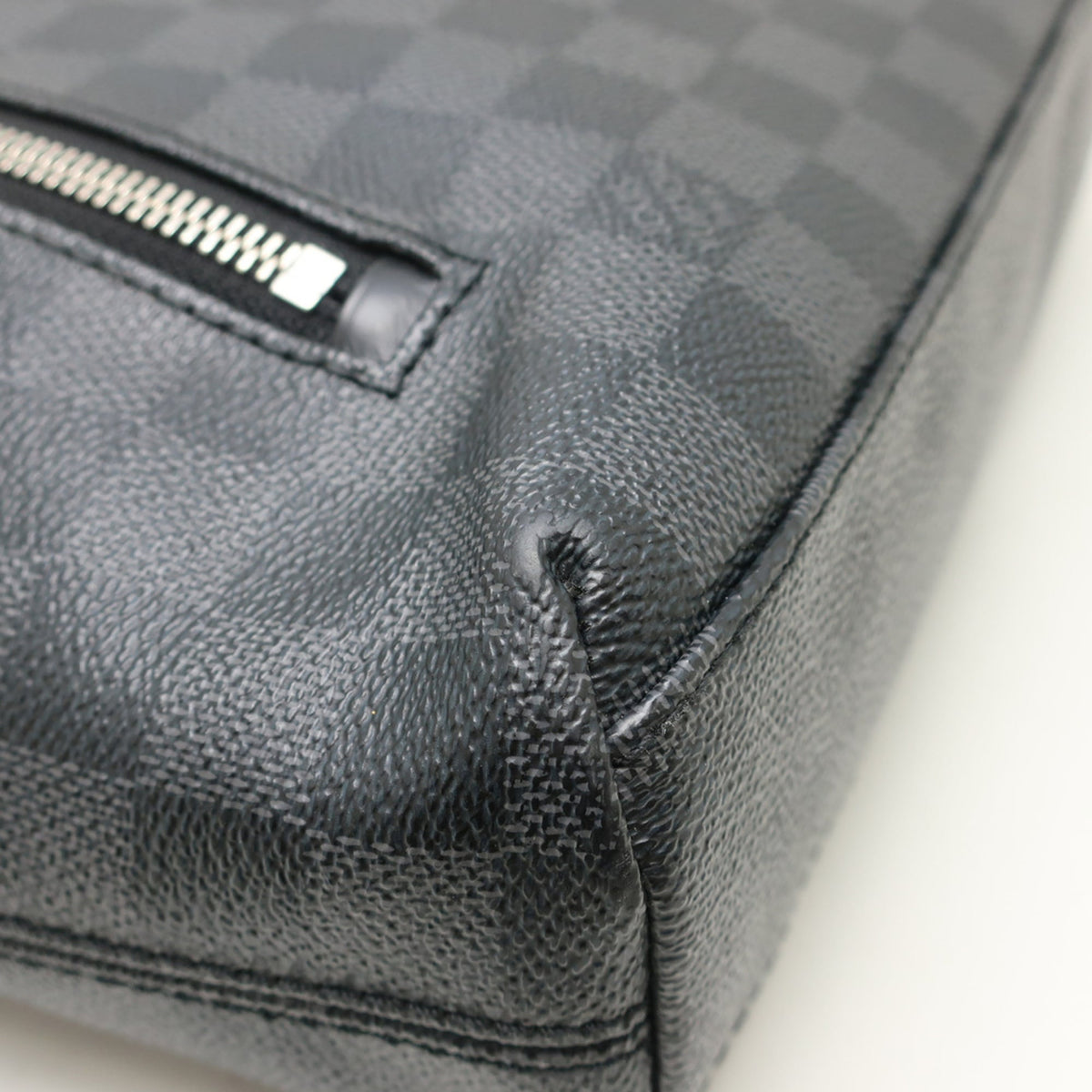 Louis Vuitton Black Damier Canvas Damier Graphite Damier Graphite Shoulder Bag (Pre-Owned)