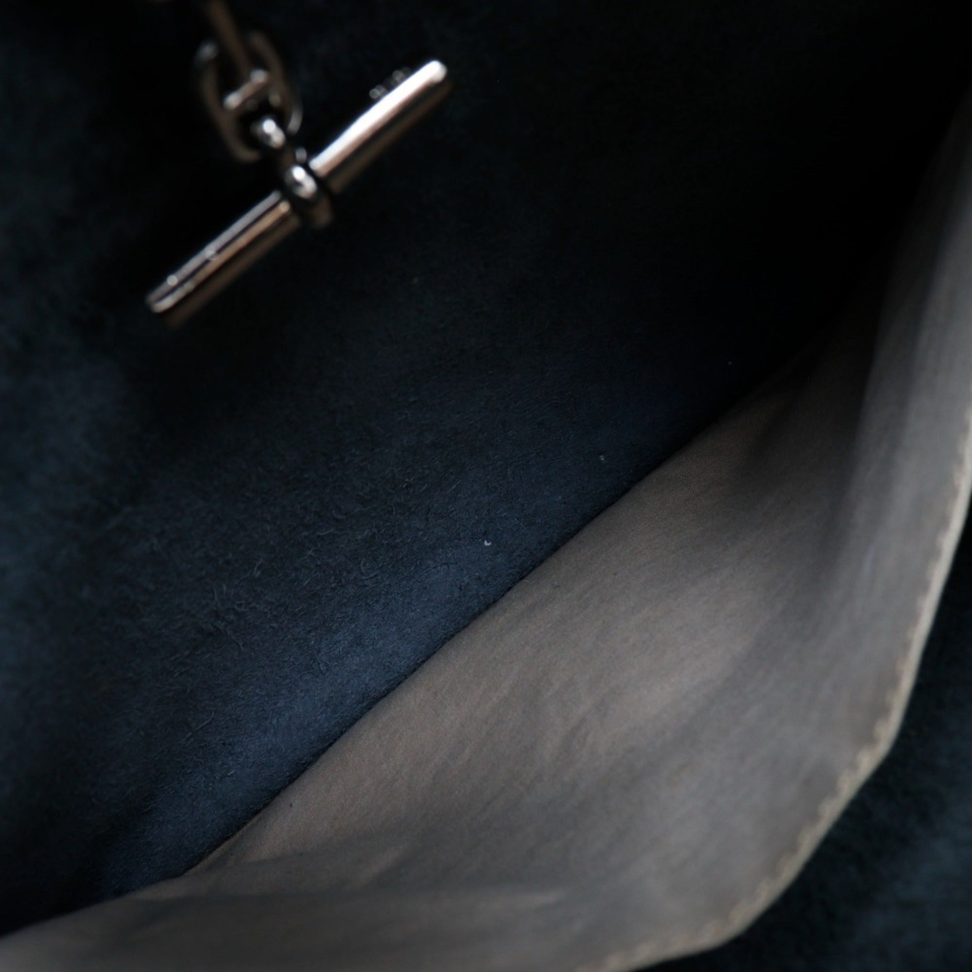 Hermes Black Gray Leather Shoulder Bag (Pre-Owned)