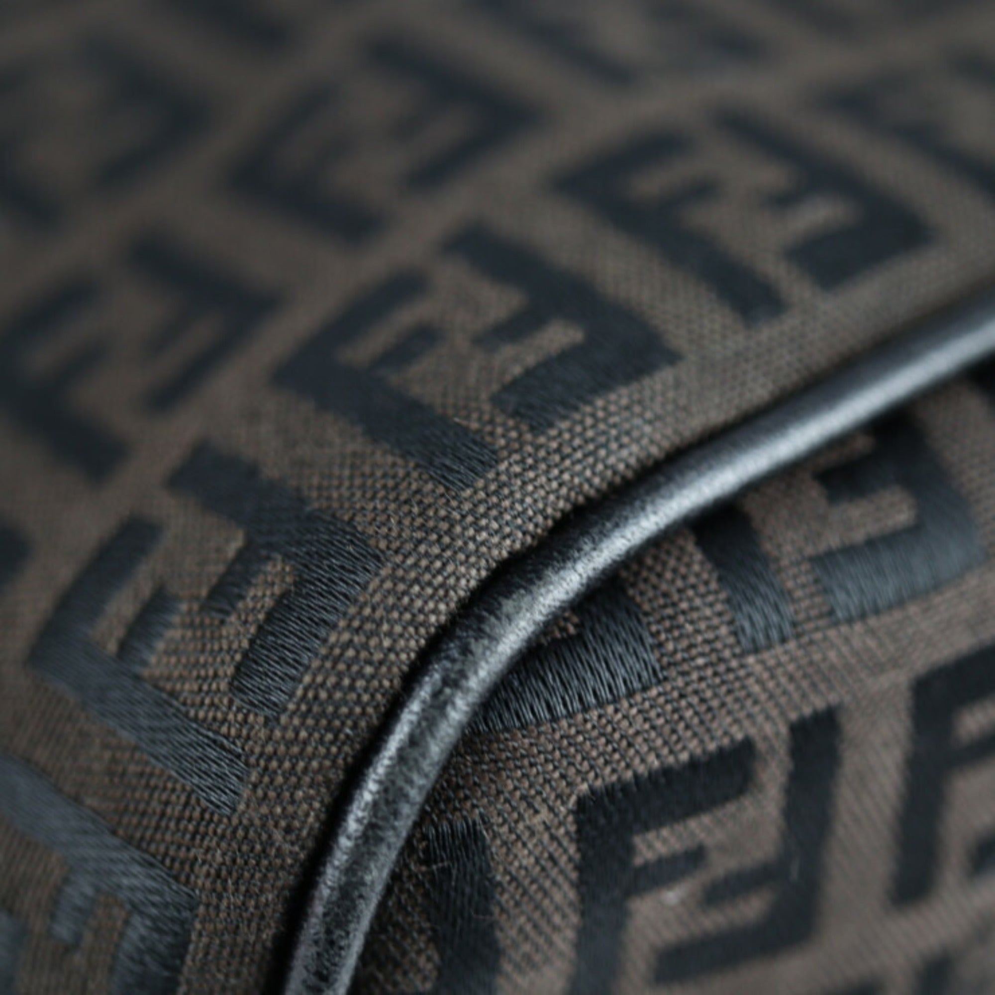 Fendi Zucchino Black Dark Brown Zucchino Messenger Bag Shoulder Bag Tote Bag (Pre-Owned)