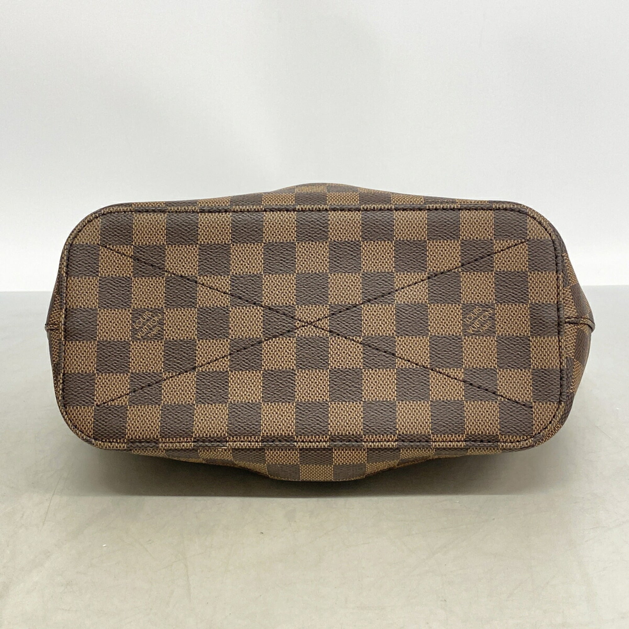 Louis Vuitton Ebene Handbag (Pre-Owned)