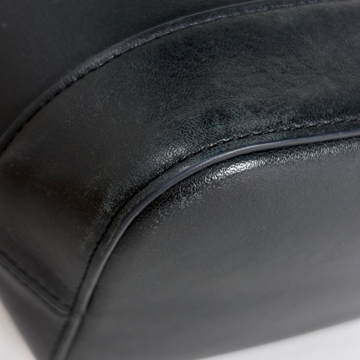 Celine Black Leather Shoulder Bag (Pre-Owned)