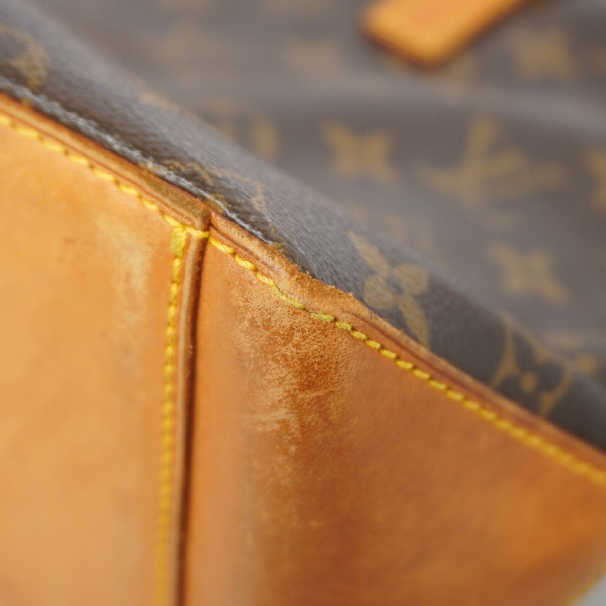 Louis Vuitton Brown Tote Bag (Pre-Owned)