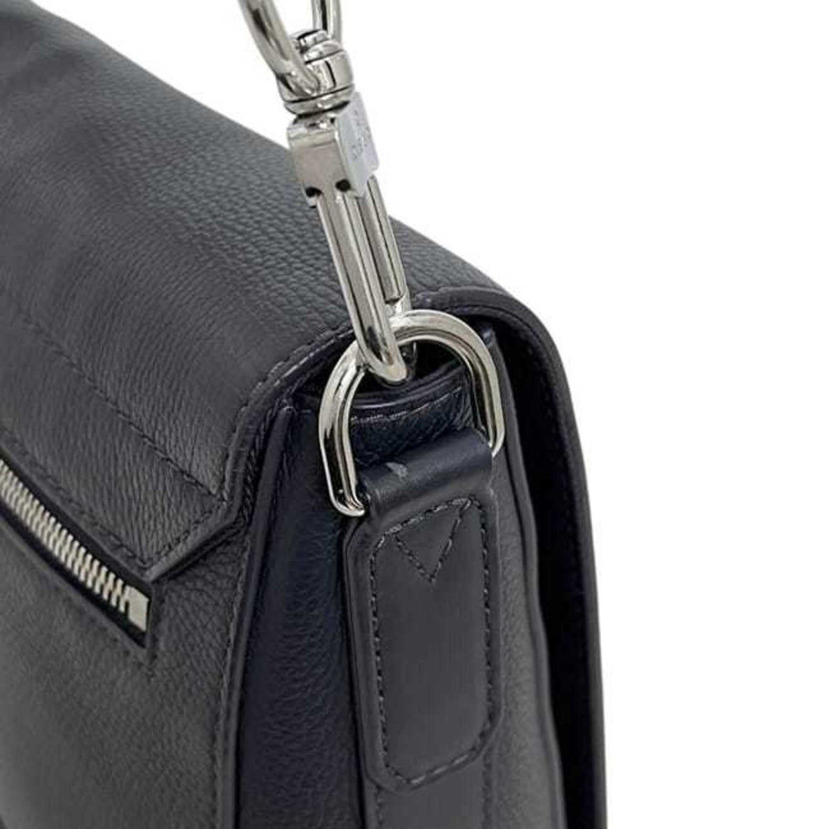 Louis Vuitton Navy Leather Shoulder Bag (Pre-Owned)