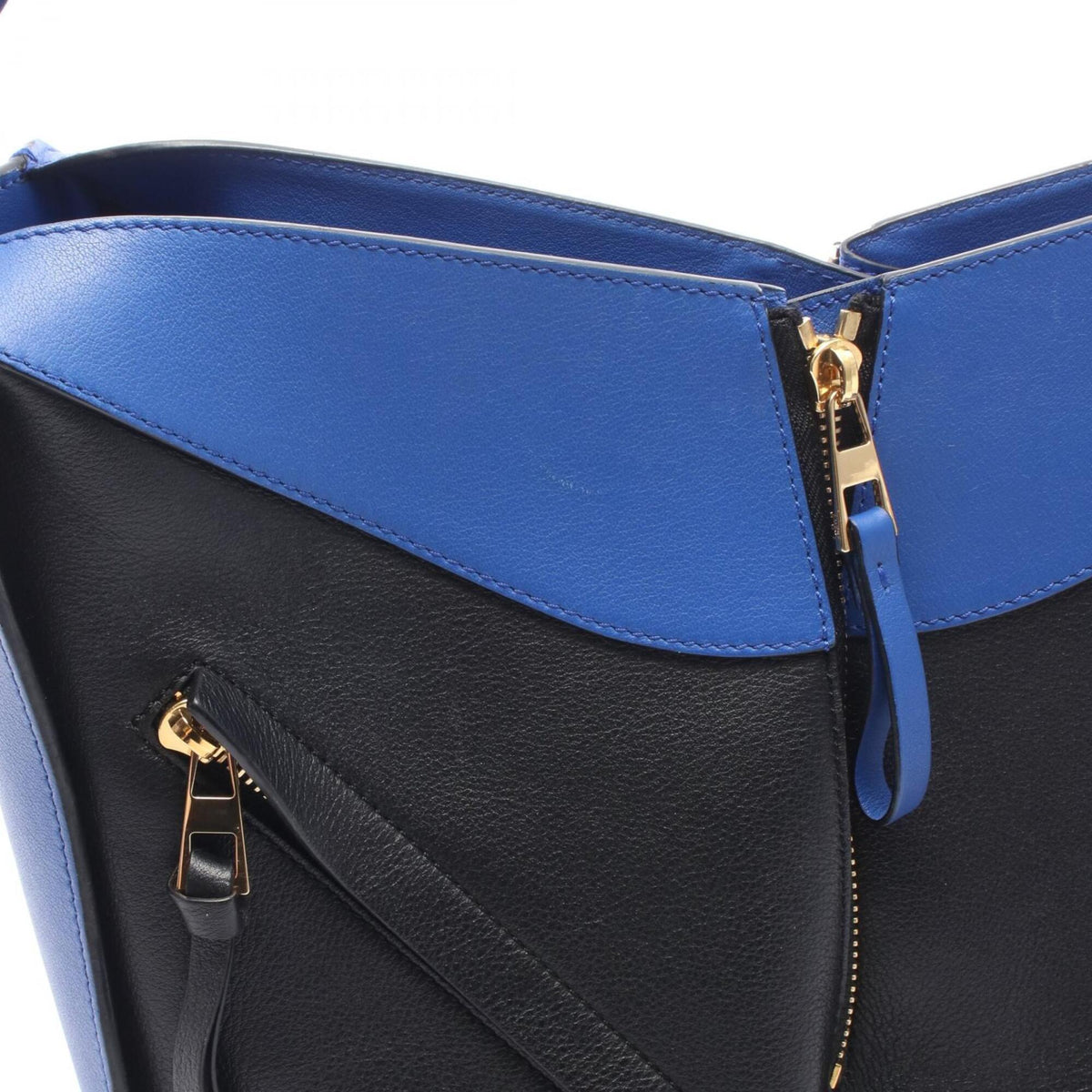 Loewe Black Blue Leather Handbag (Pre-Owned)