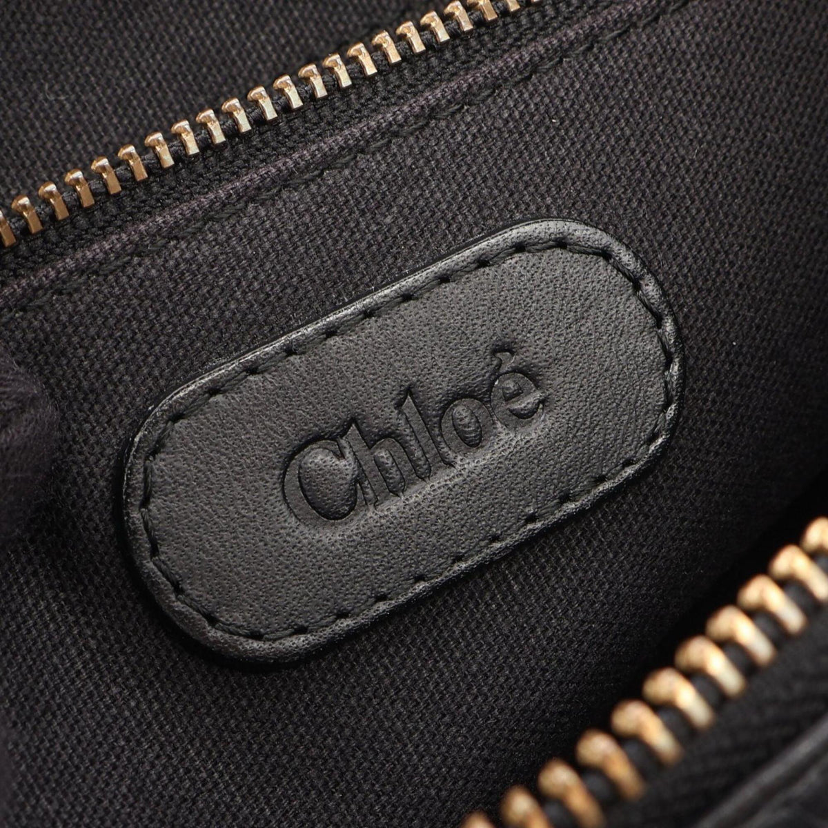 Chloé Black Leather Handbag Shoulder Bag (Pre-Owned)