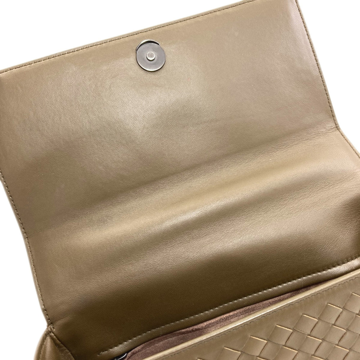 Bottega Veneta Green Leather Handbag (Pre-Owned)