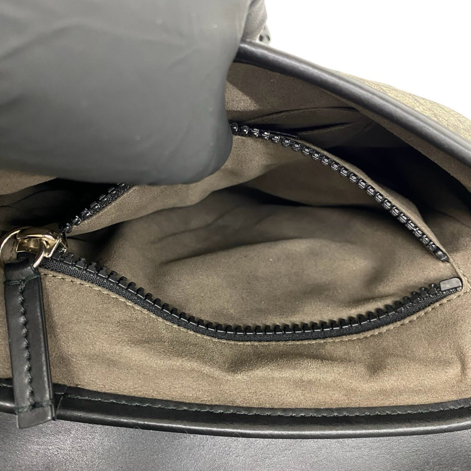 Gucci Black Elastane Leather Crossbody Bag Pochette Shoulder Bag (Pre-Owned)