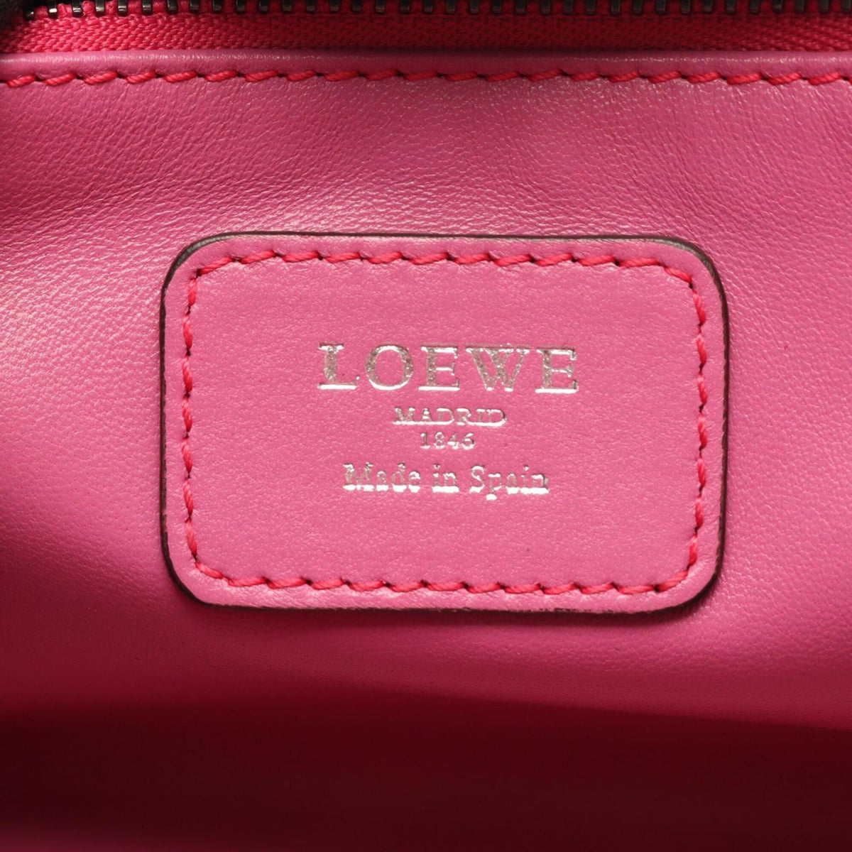Loewe Brown Pink Red Color Leather Handbag (Pre-Owned)