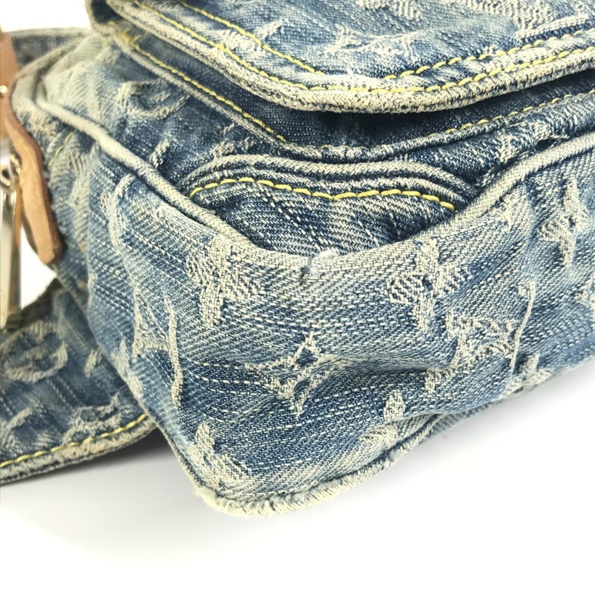 Louis Vuitton Monogram Denim Blue Monogram Monogram Denim Sling Bag (Pre-Owned)