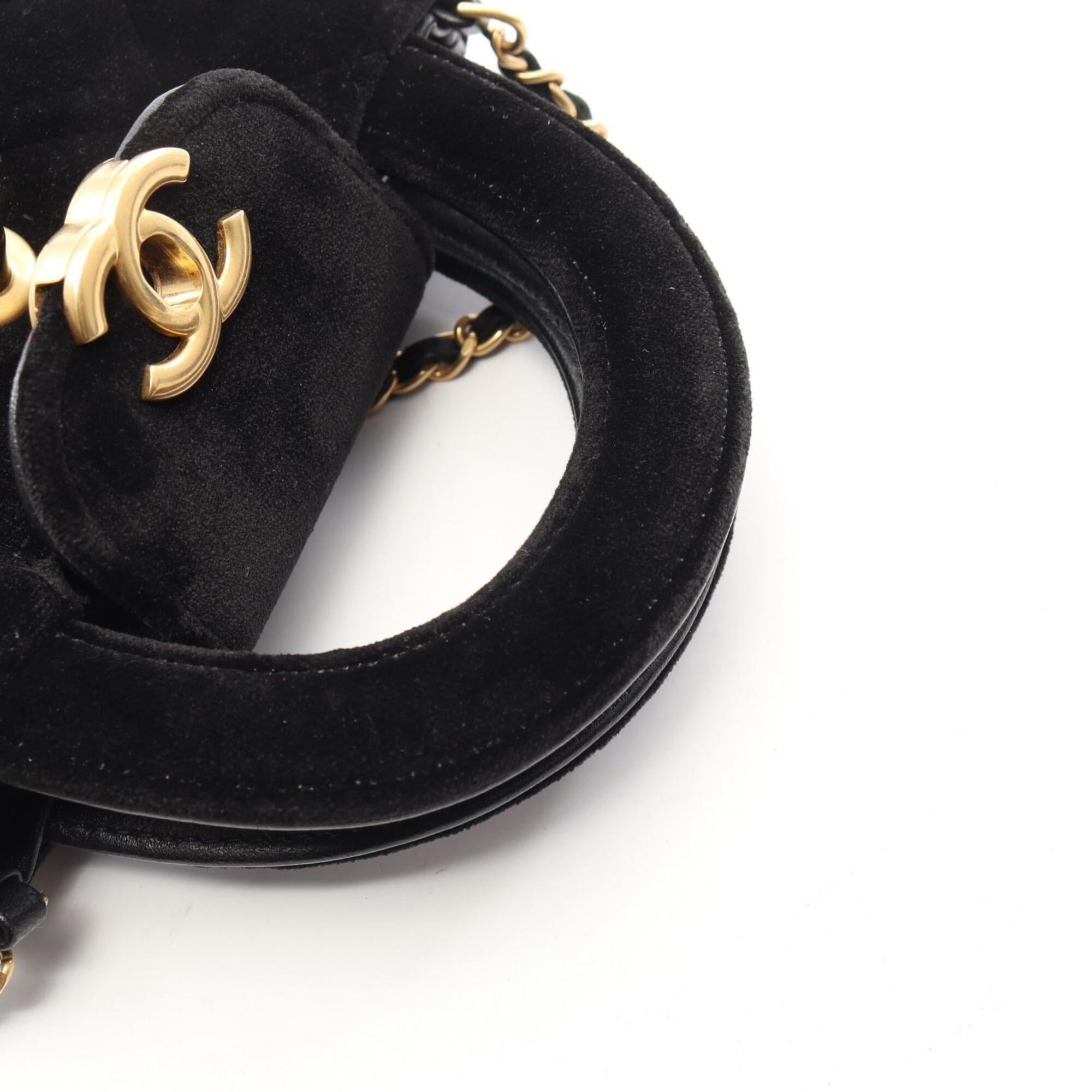 Chanel Black Fabric Handbag Shoulder Bag (Pre-Owned)
