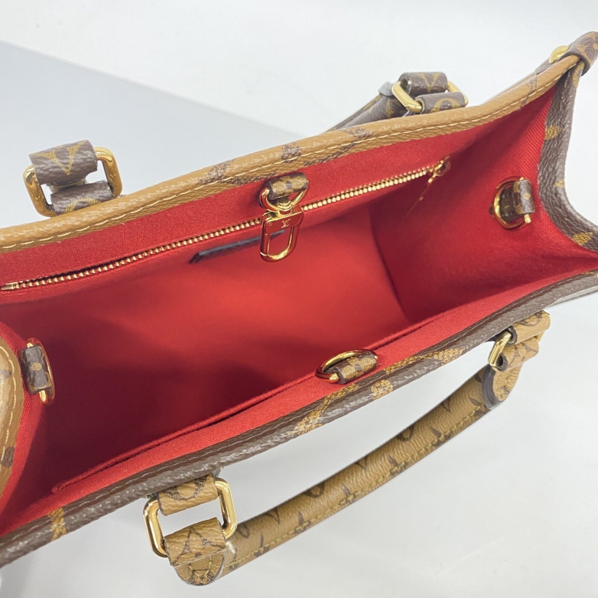 Louis Vuitton Brown Handbag (Pre-Owned)