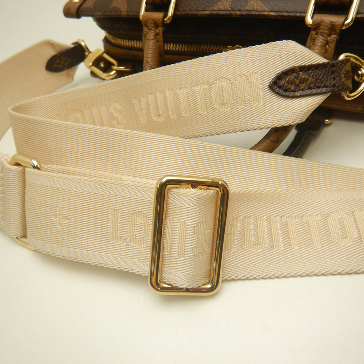 Louis Vuitton Brown Monogram Canvas Handbag Pouch (Pre-Owned)