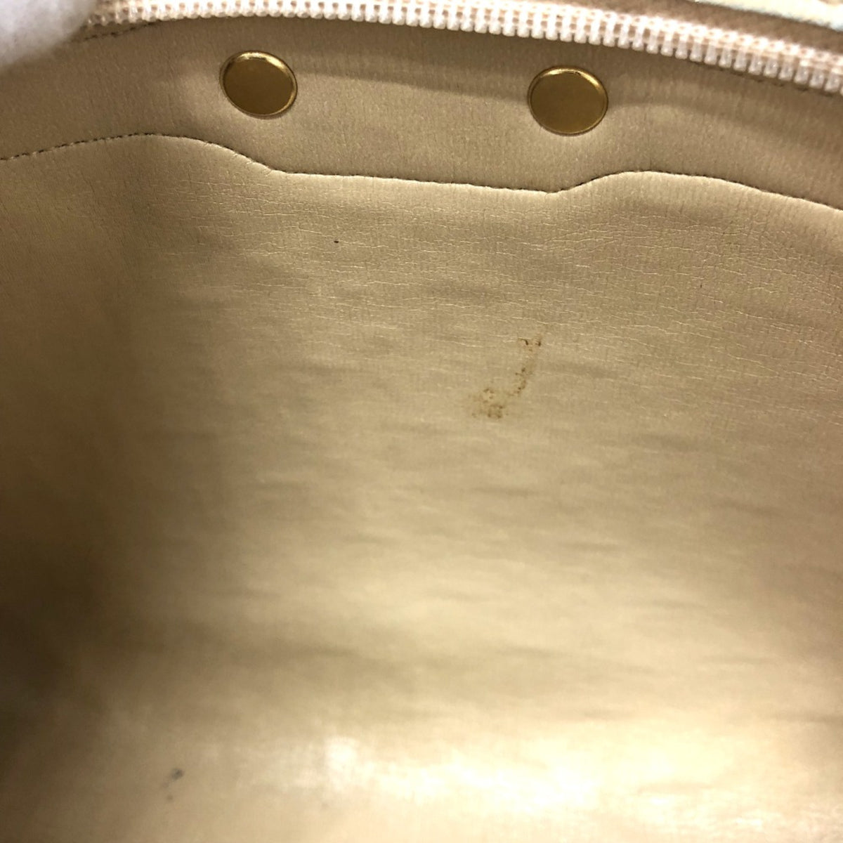 Christian Dior Beige Cloth Shoulder Bag (Pre-Owned)