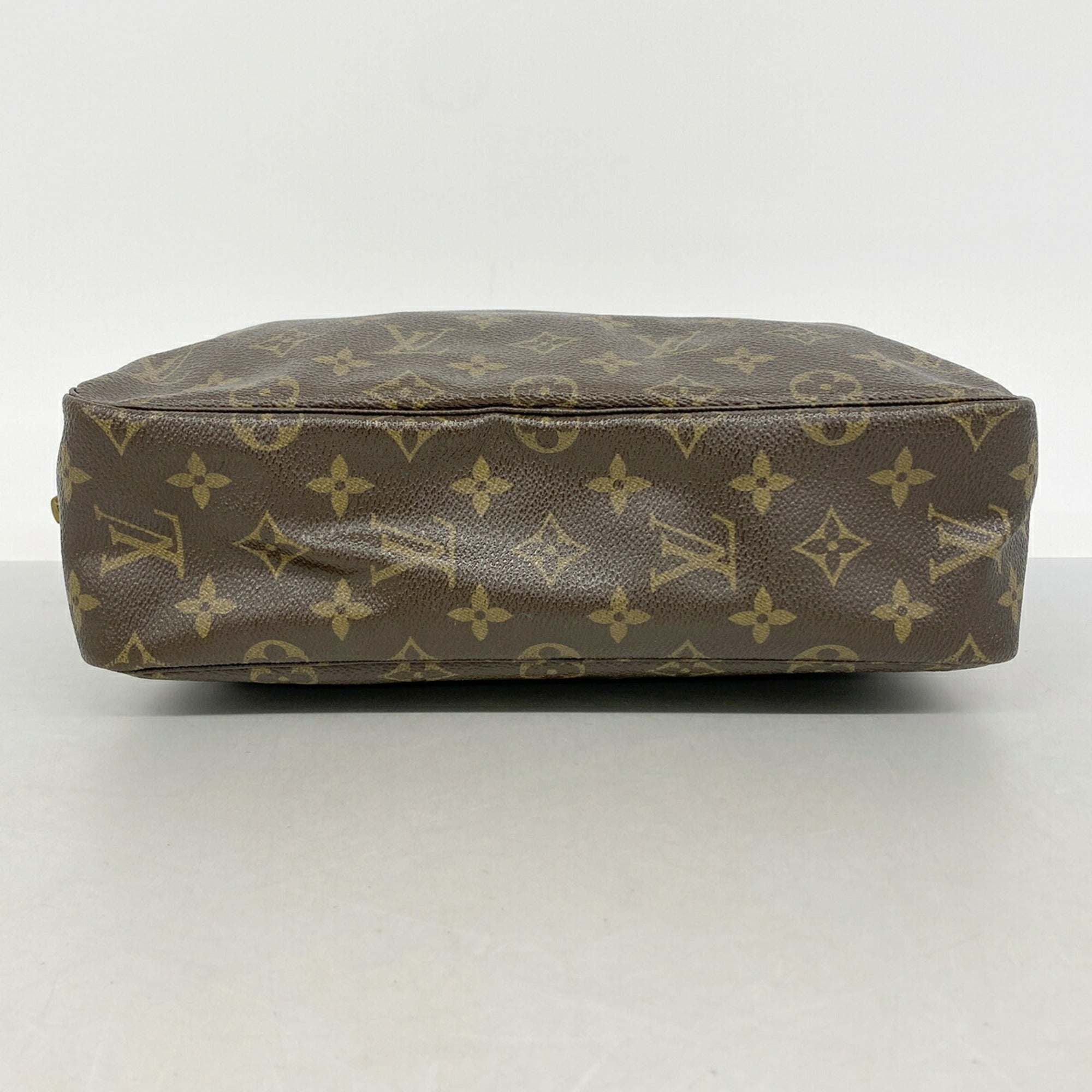 Louis Vuitton Brown Pouch (Pre-Owned)