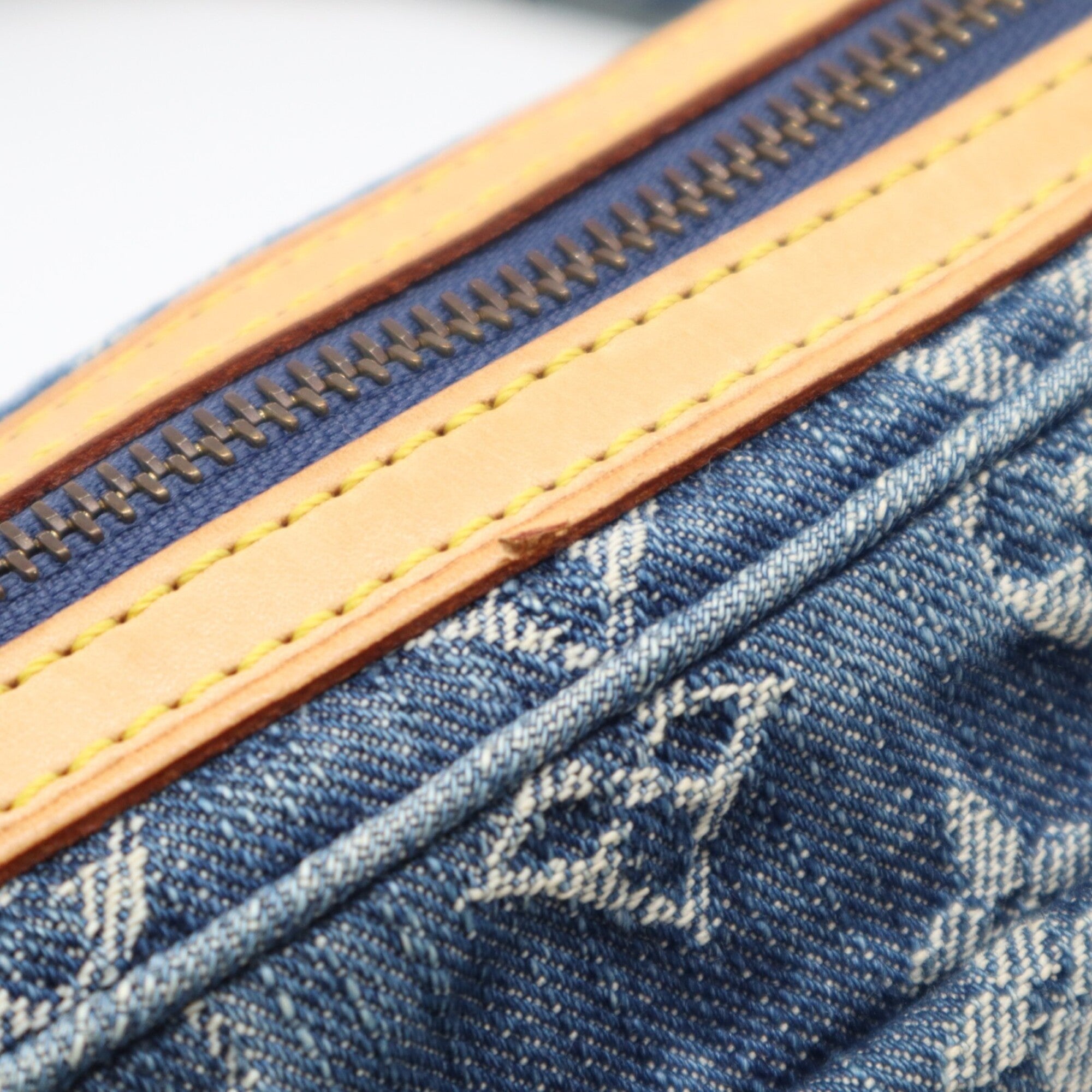 Louis Vuitton Beige Blue Cotton Fanny Pack (Pre-Owned)