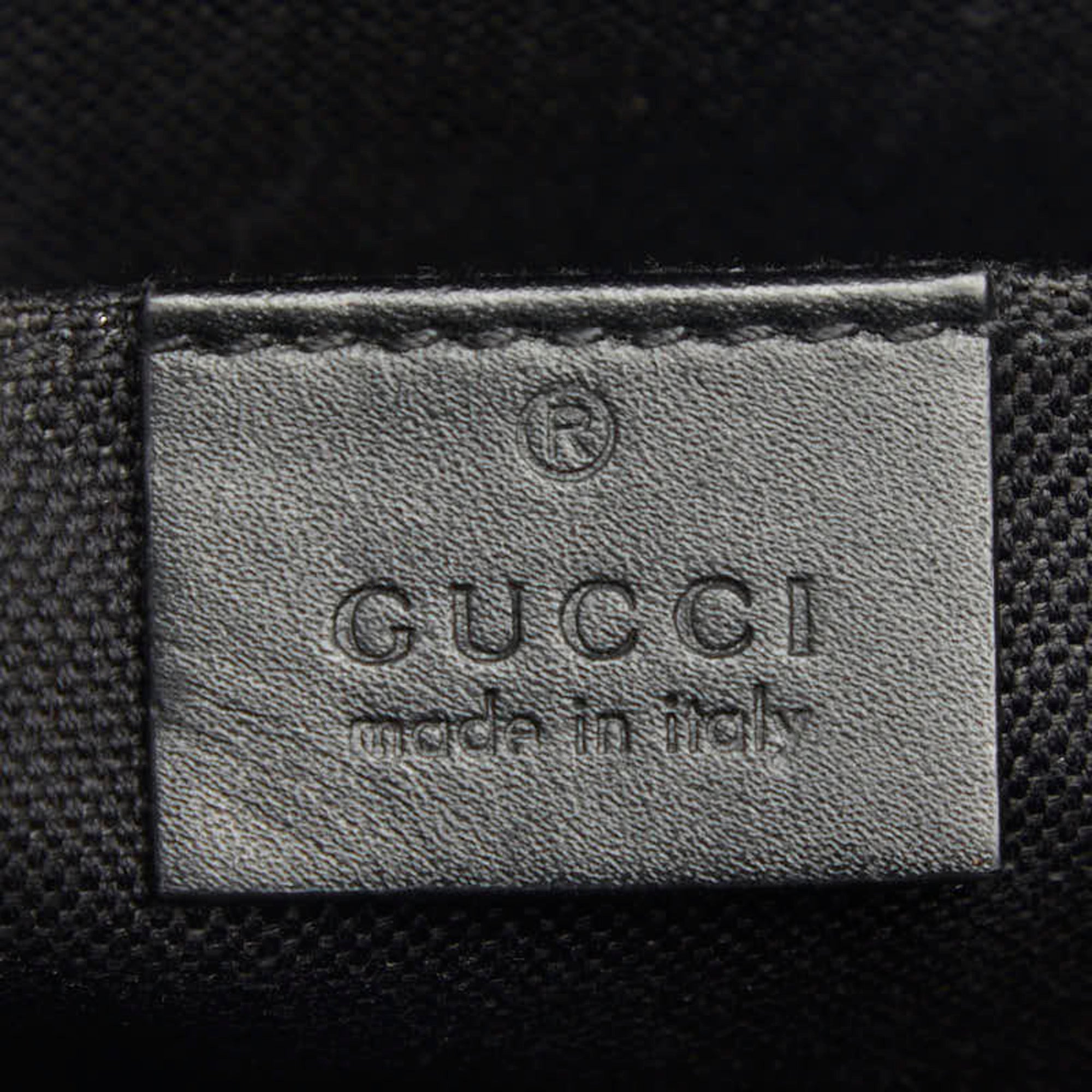Gucci Gray Pvc Leather Clutch Bag (Pre-Owned)