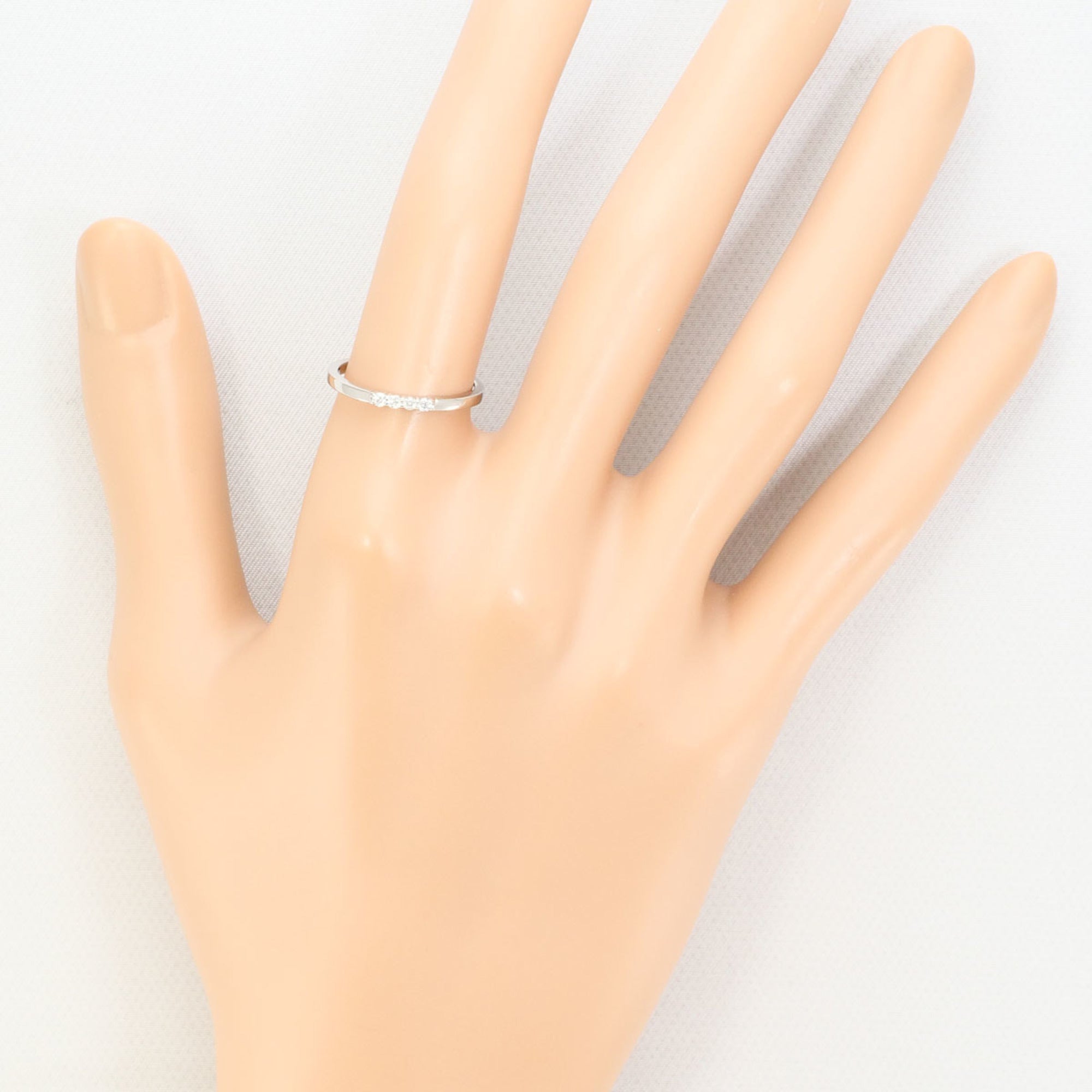Unbranded White Gold White Gold (18K) Band Ring (Pre-Owned)
