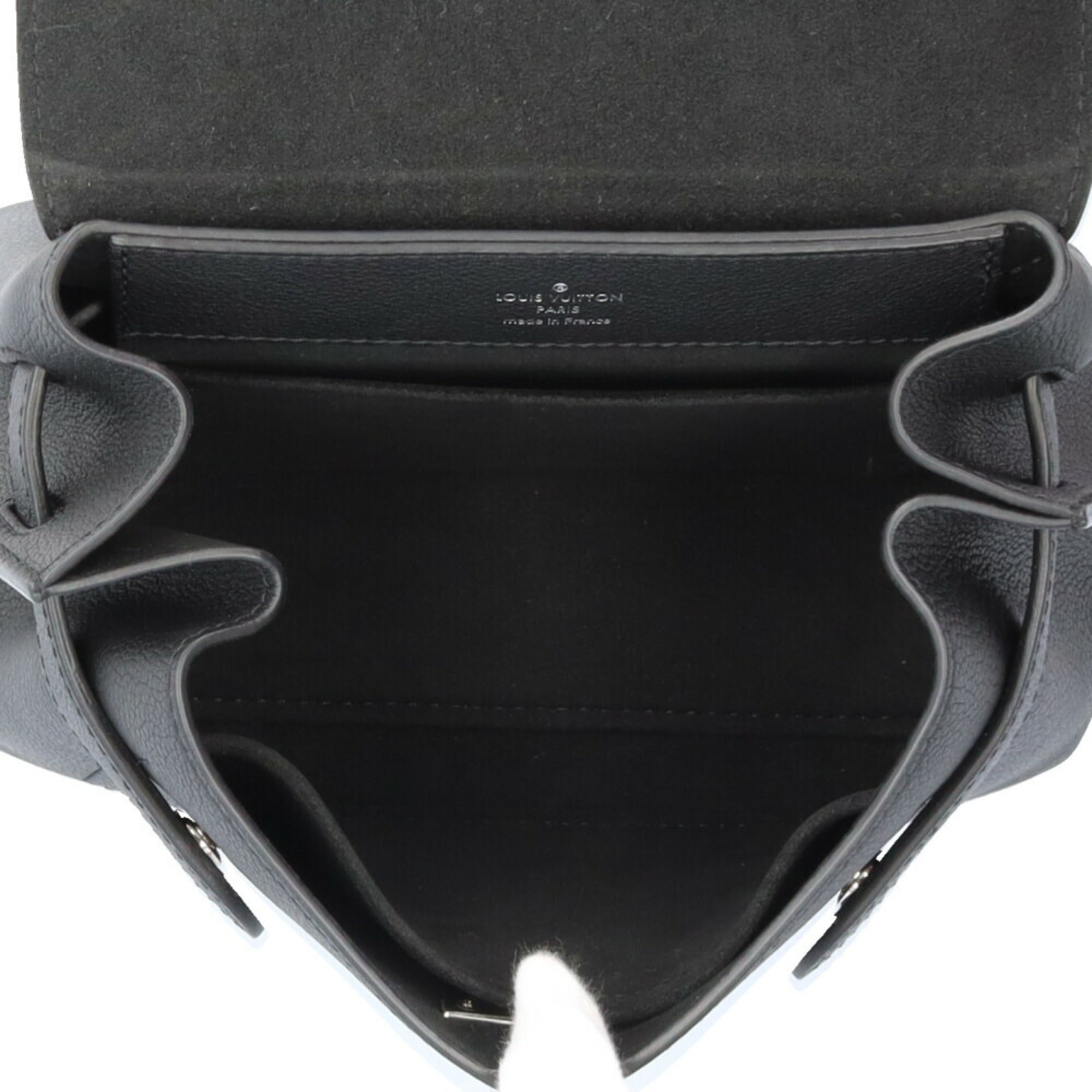 Louis Vuitton Black Noir Leather Shoulder Bag (Pre-Owned)