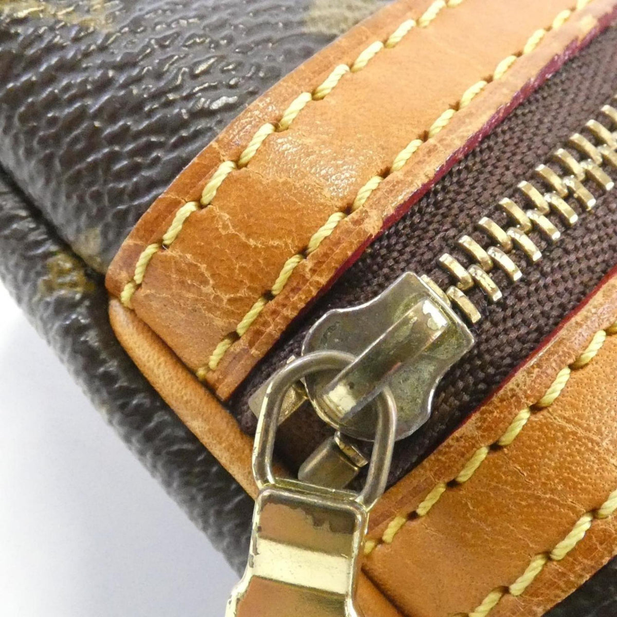 Louis Vuitton Marron Coated Canvas Pochette Shoulder Bag (Pre-Owned)