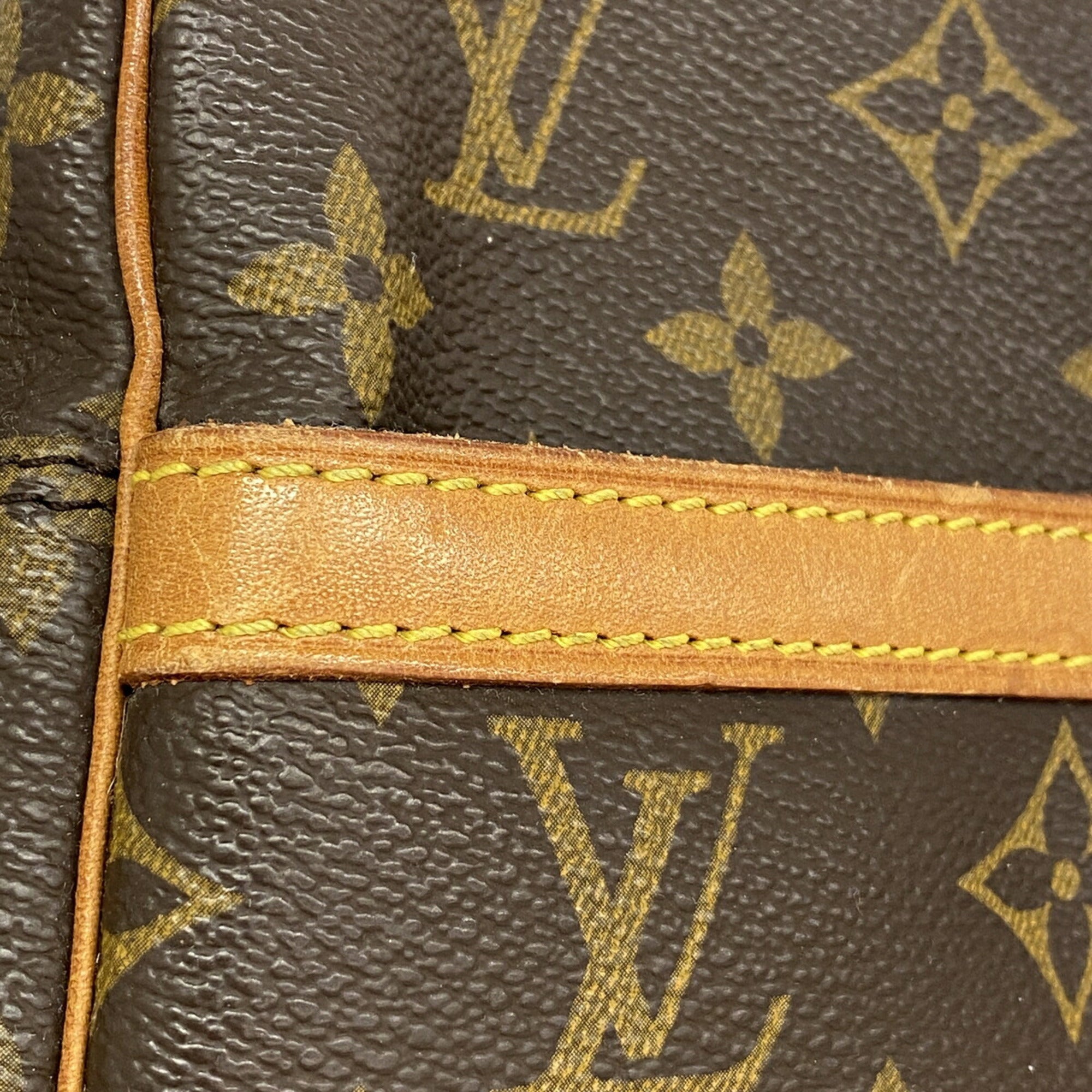Louis Vuitton Brown Shoulder Bag (Pre-Owned)
