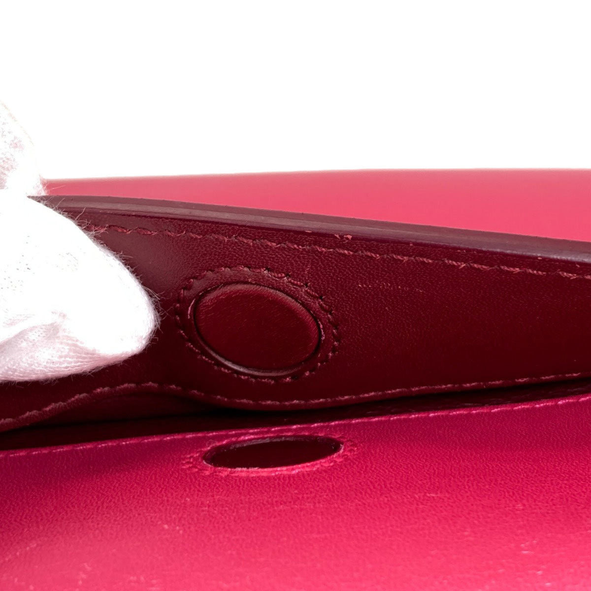 Salvatore Ferragamo Gancini Bordeaux Pink Leather Handbag (Pre-Owned)