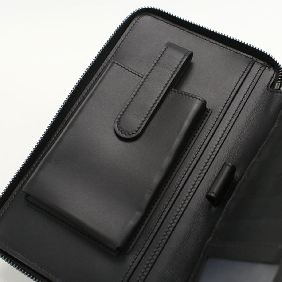 Gucci Black Pvc Long Wallet (Bi-Fold) (Pre-Owned)