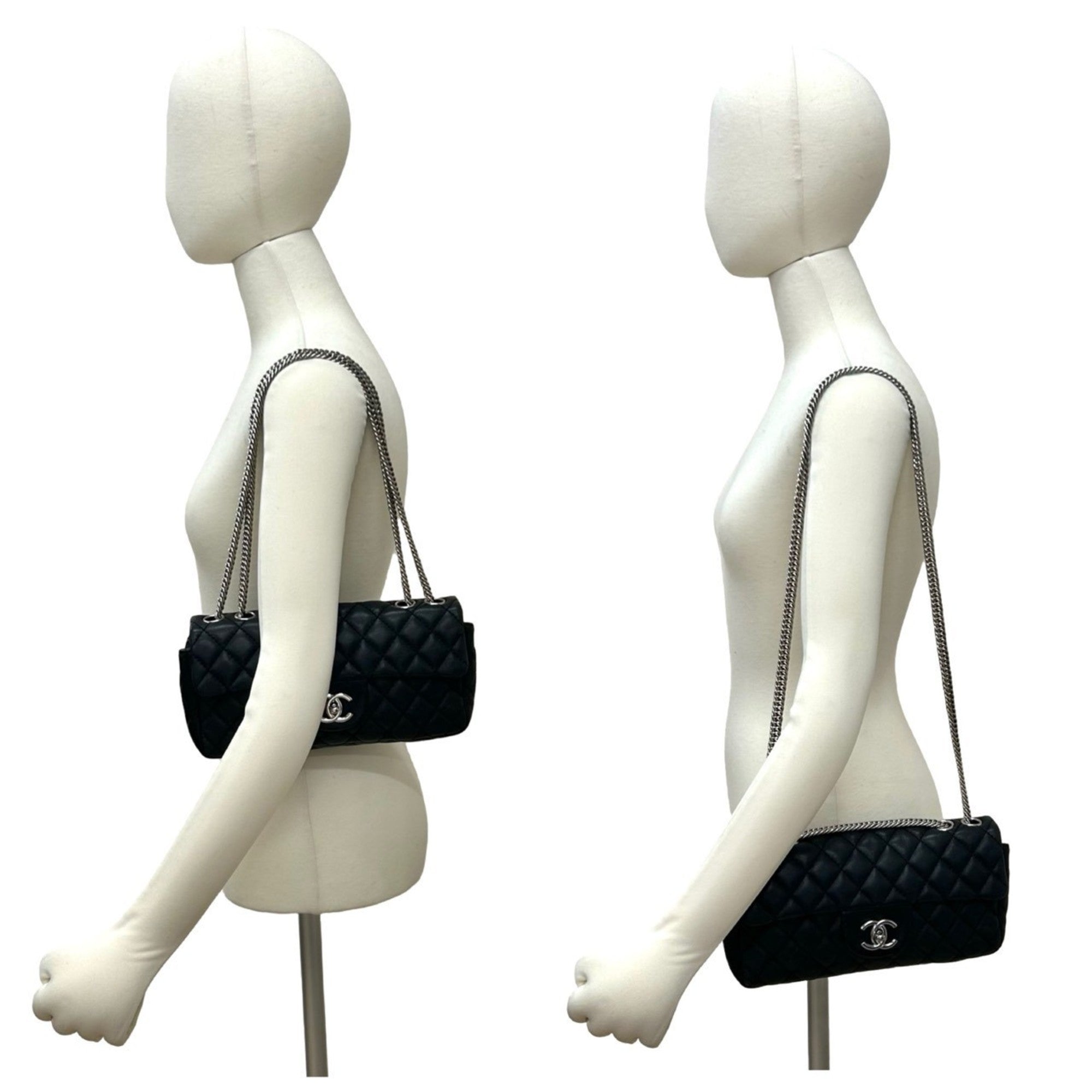 Chanel Black Leather Shoulder Bag (Pre-Owned)