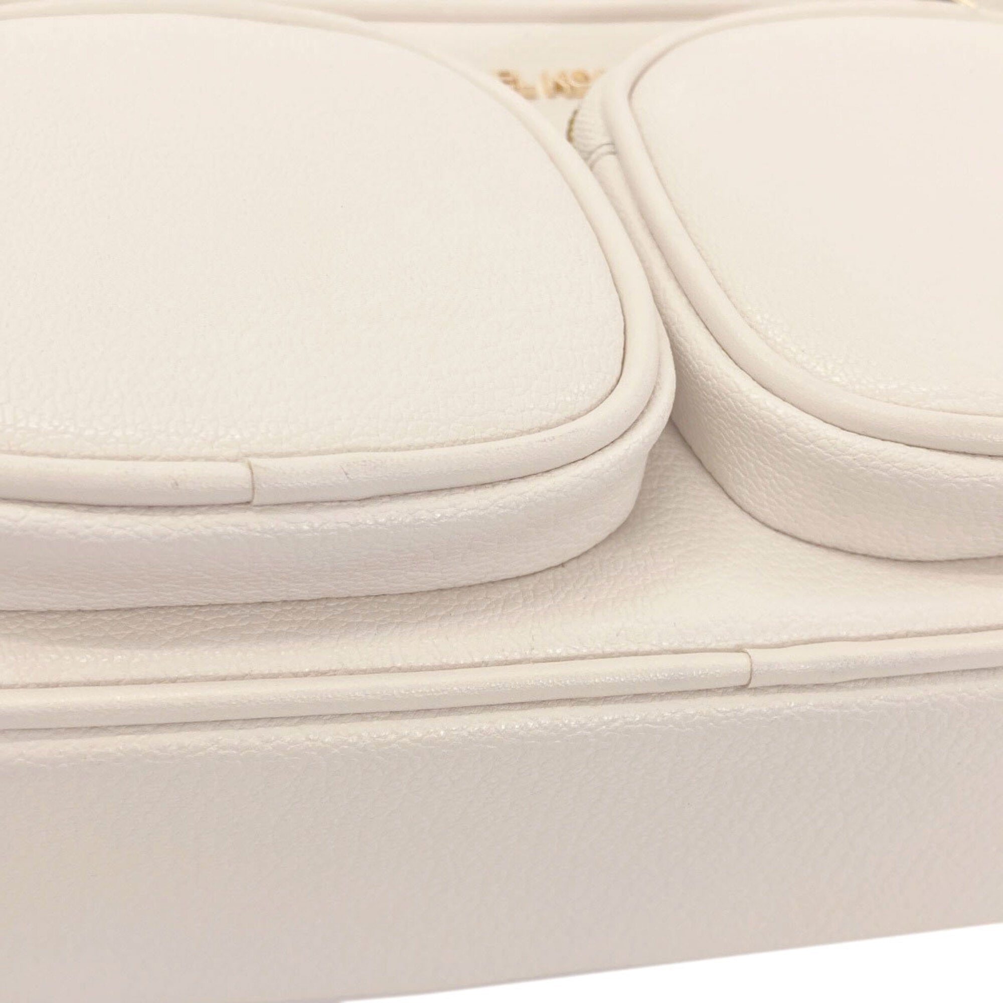 Michael Kors White Leather Shoulder Bag (Pre-Owned)