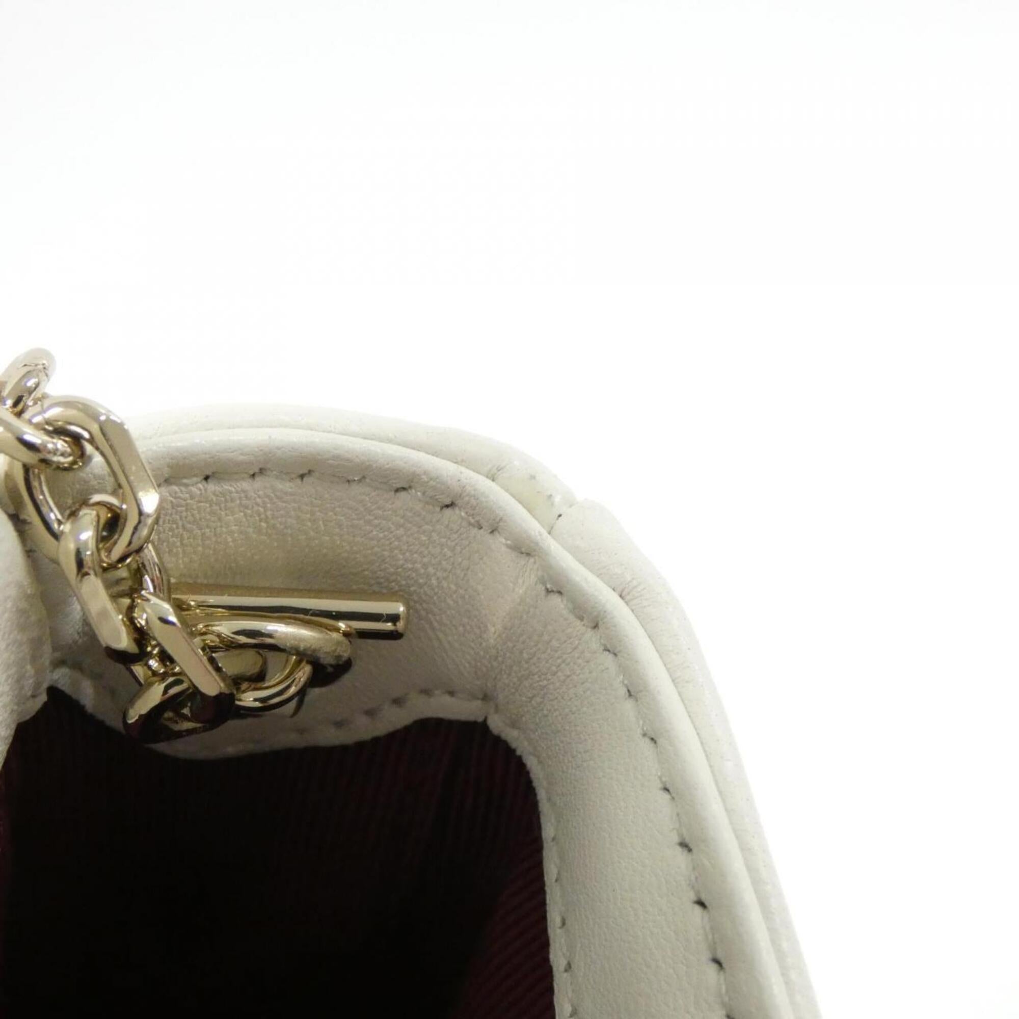 Gucci White Leather Shoulder Bag (Pre-Owned)