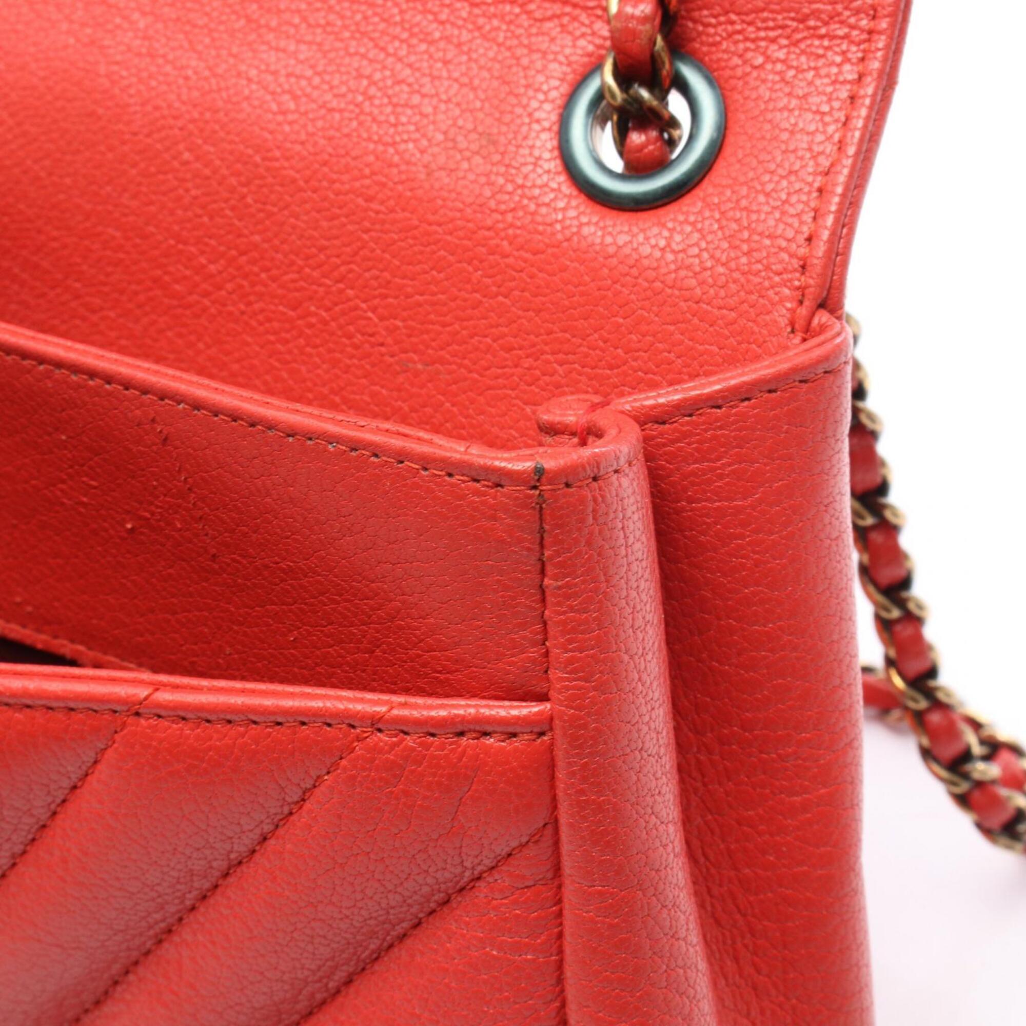 Chanel Red Color Leather Handbag Shoulder Bag (Pre-Owned)