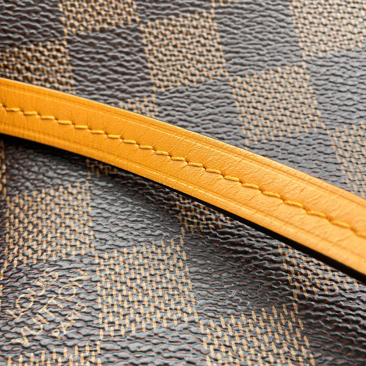 Louis Vuitton Brown Saffron Damier Canvas Handbag Pouch (Pre-Owned)
