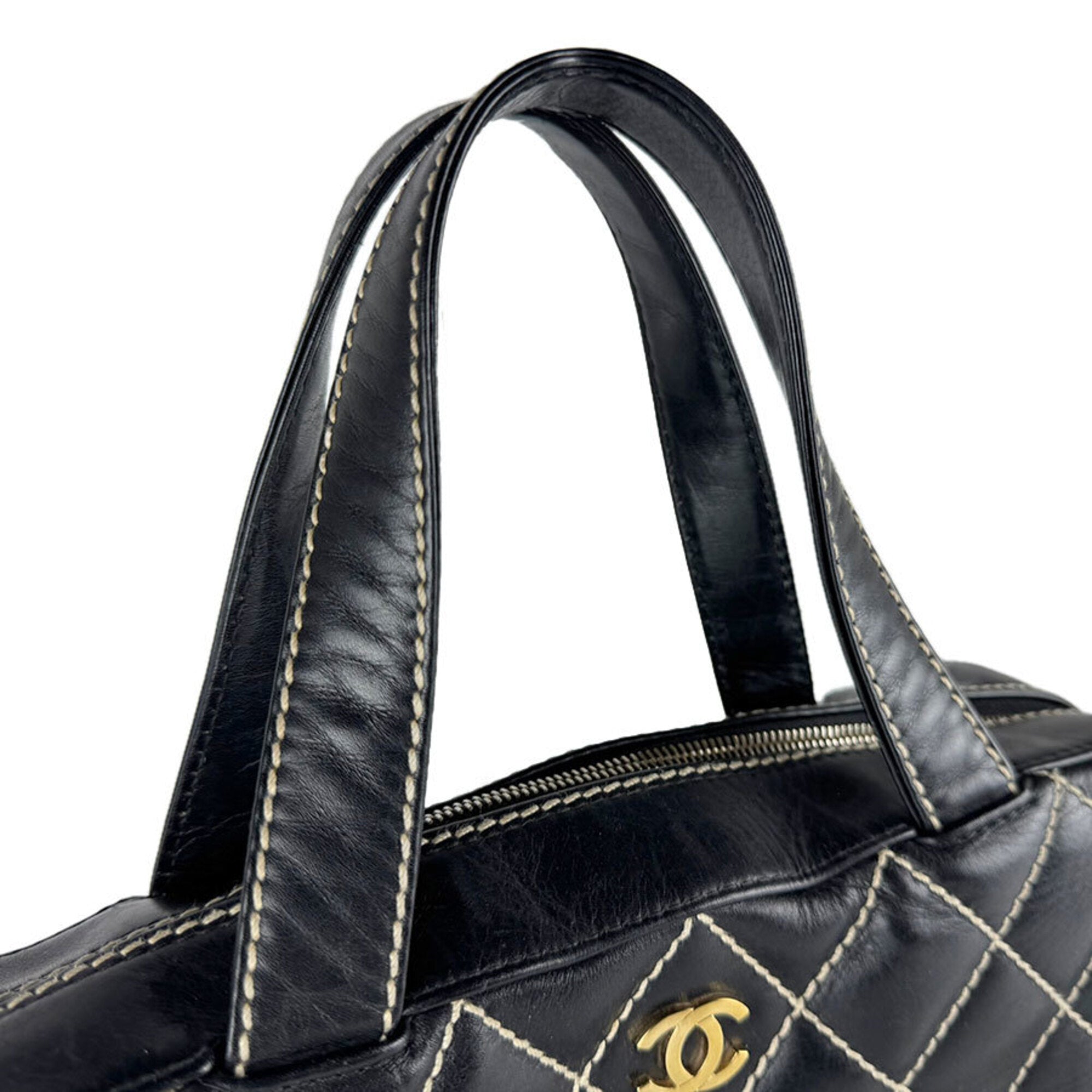 Chanel Black Leather Handbag (Pre-Owned)