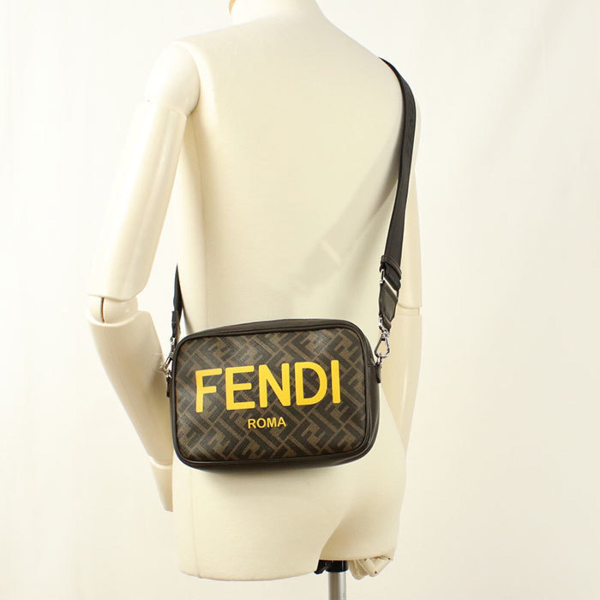 Fendi Brown Pvc Shoulder Bag (Pre-Owned)