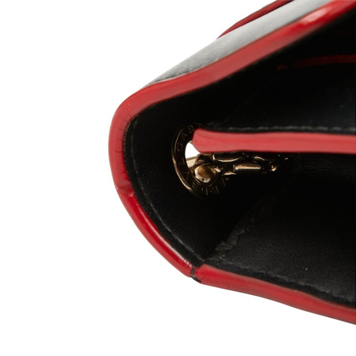 Bvlgari Black Red Color Leather Shoulder Bag (Pre-Owned)
