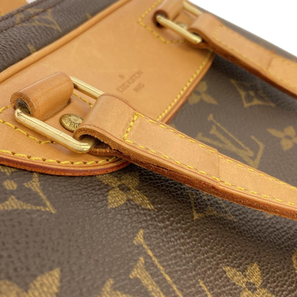 Louis Vuitton Marron Coated Canvas Handbag (Pre-Owned)