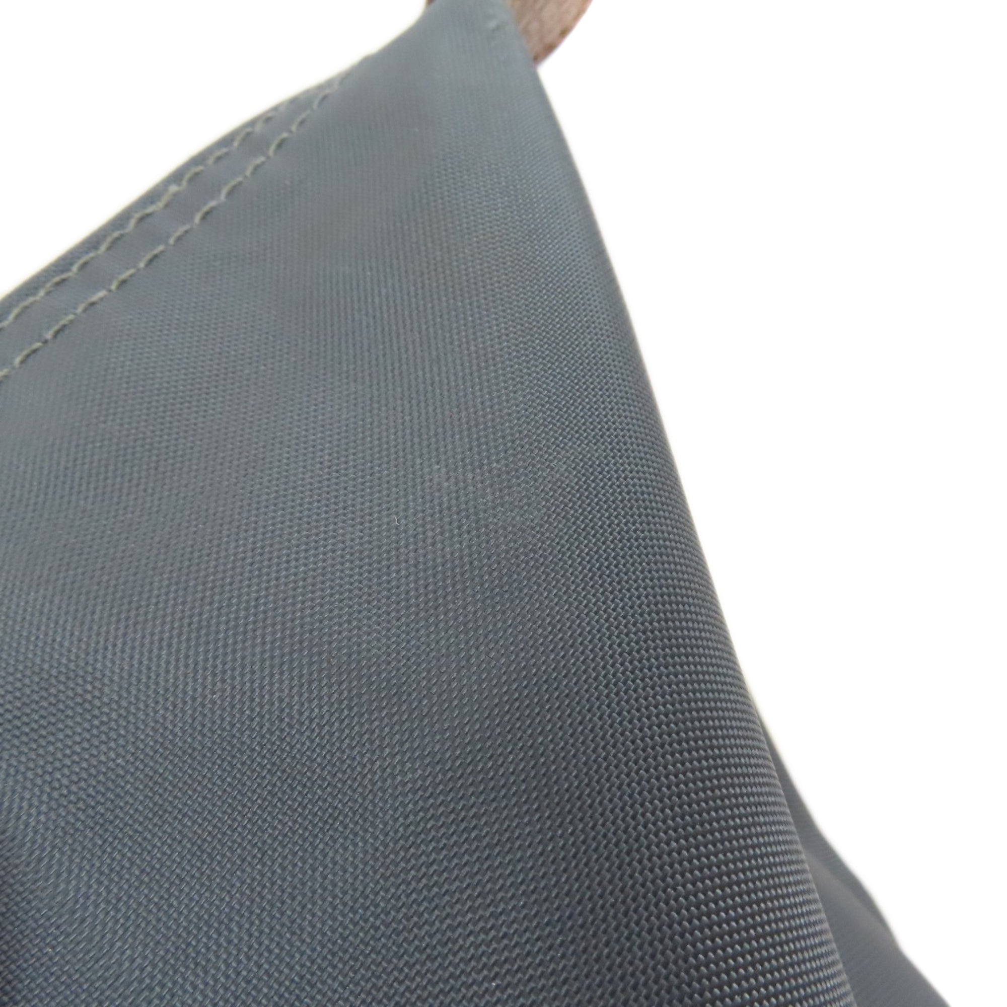 Longchamp Gray Nylon Tote Bag (Pre-Owned)