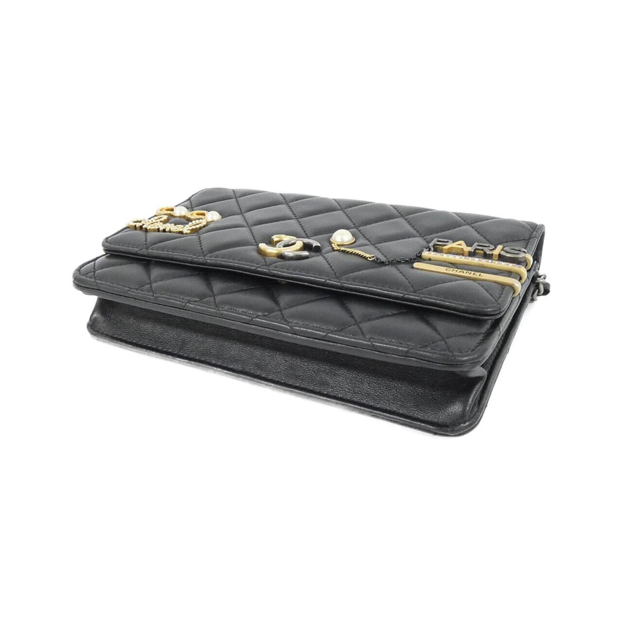Chanel Black Artificial Pearl Leather Chain/Shoulder Wallet (Pre-Owned)
