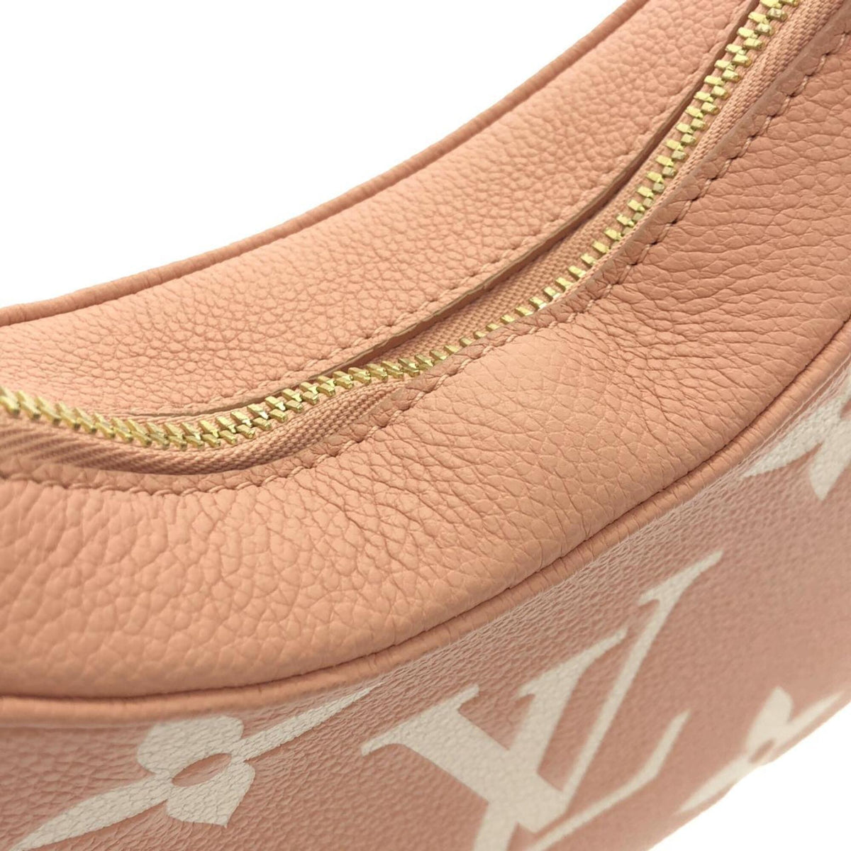 Louis Vuitton Pink Leather Shoulder Bag (Pre-Owned)