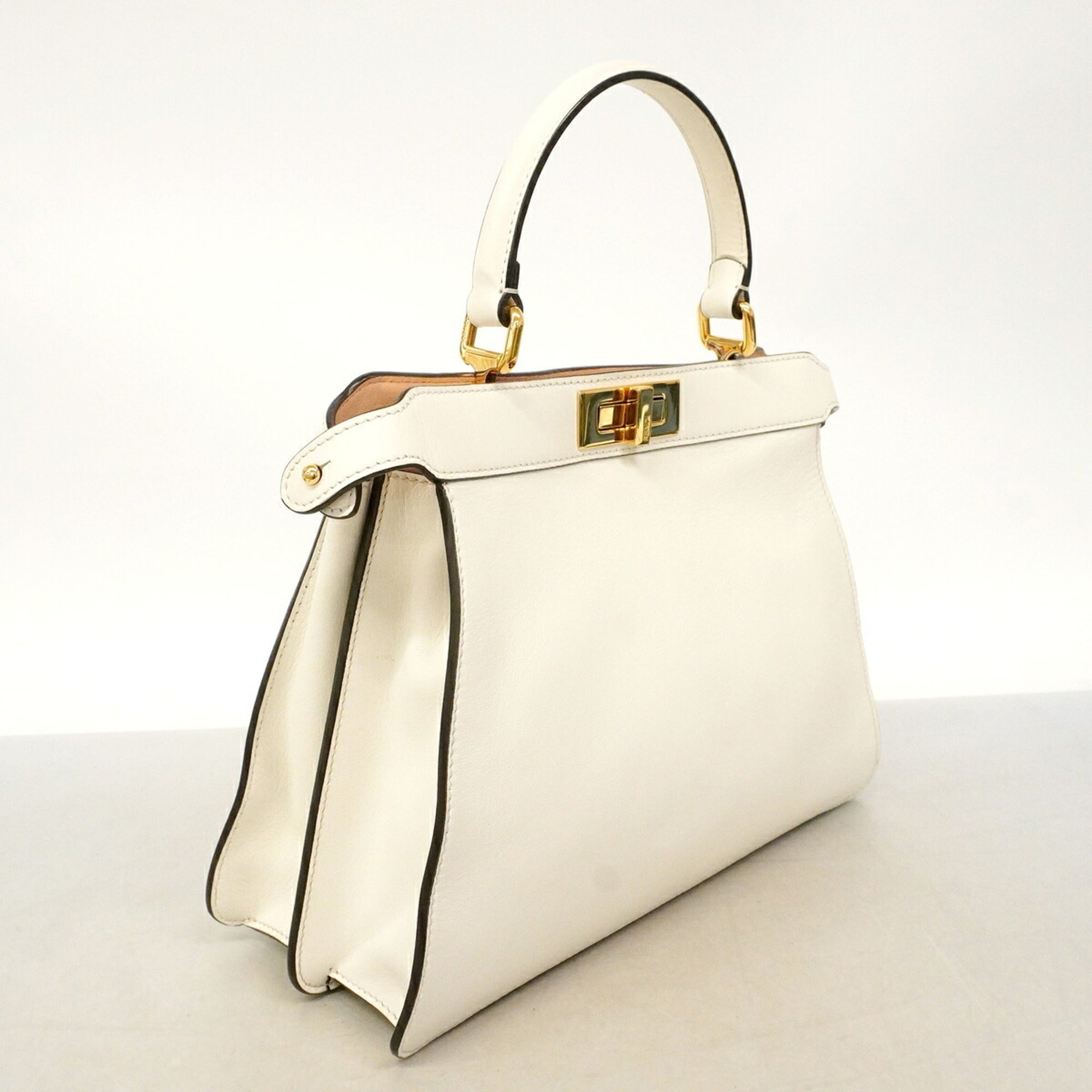 Fendi White Leather Handbag (Pre-Owned)