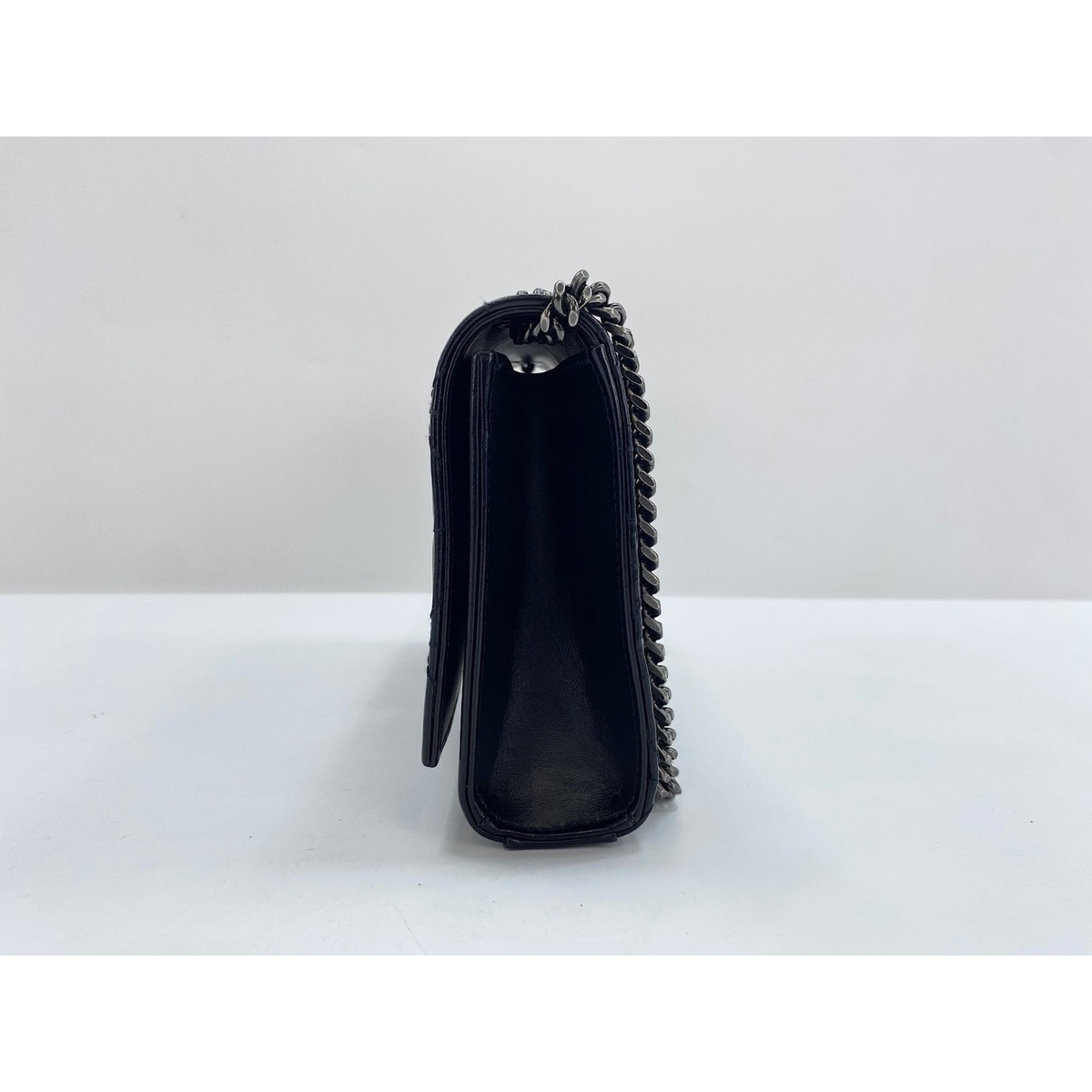 Yves Saint Laurent Black Shoulder Bag (Pre-Owned)