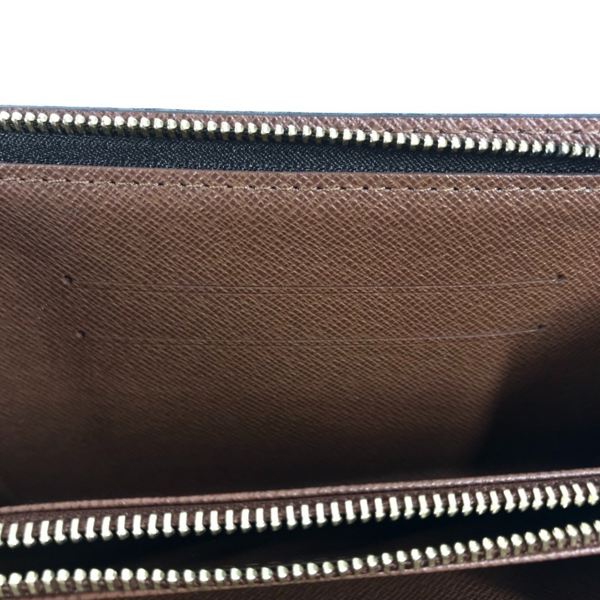 Louis Vuitton Monogram Brown Monogram Long Wallet (Bi-Fold) (Pre-Owned)