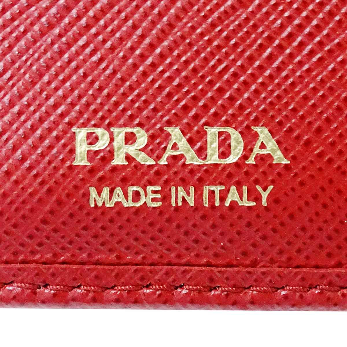 Prada Red Color Saffiano Wallet (Bi-Fold) (Pre-Owned)