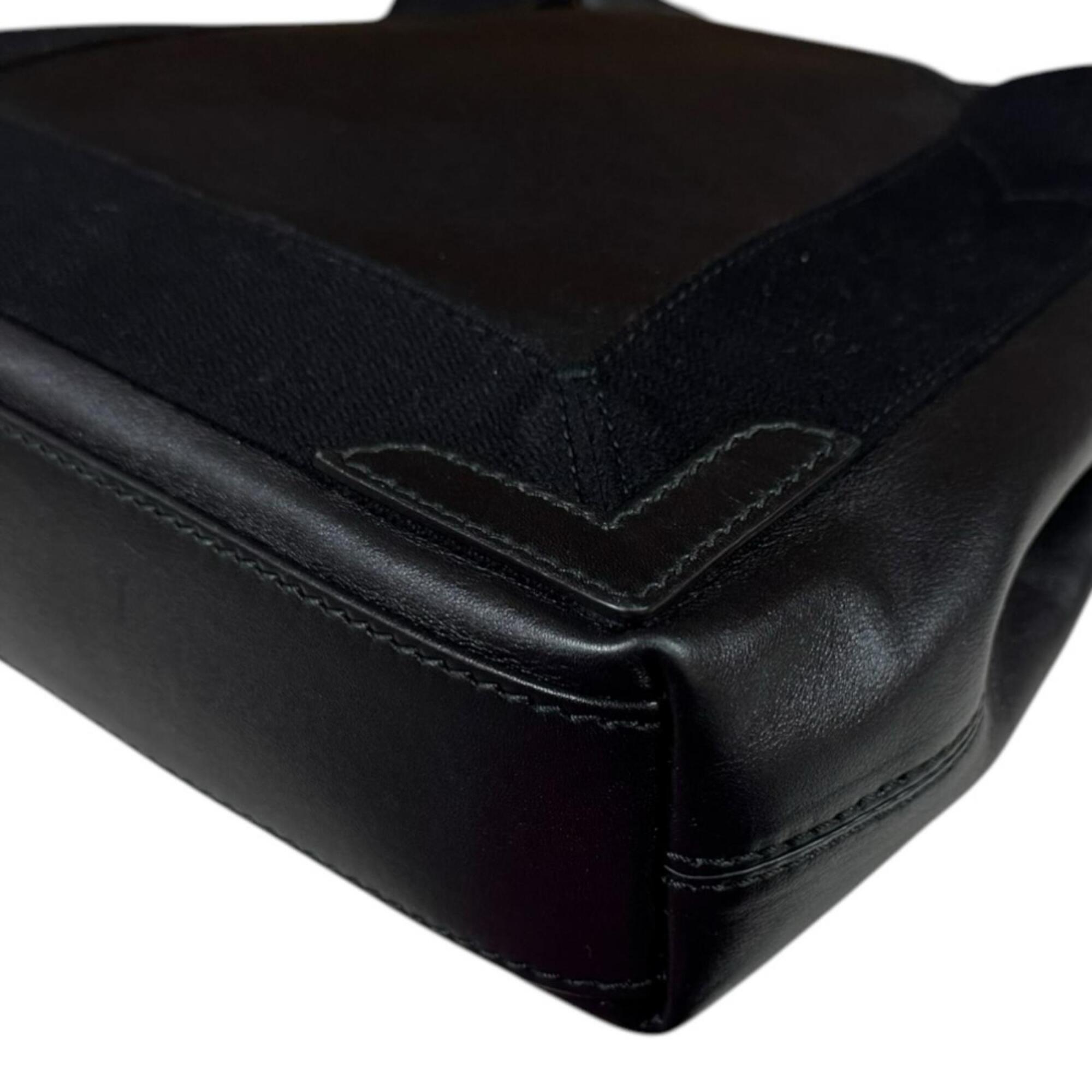 Balenciaga Black Leather Pouch Shoulder Bag (Pre-Owned)