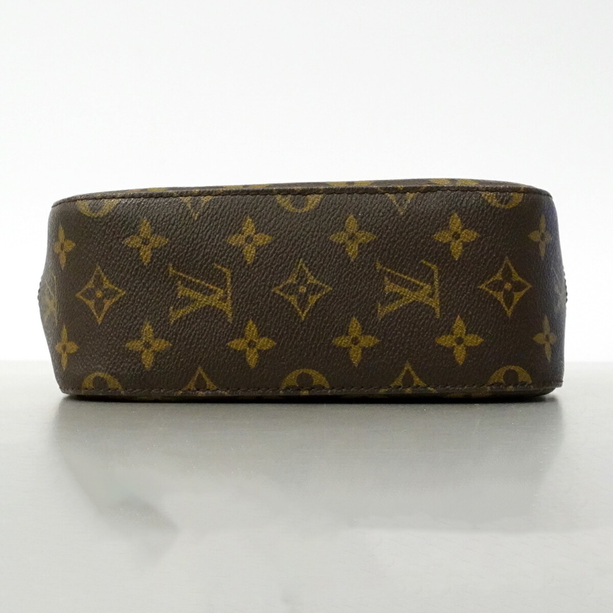 Louis Vuitton Brown Handbag (Pre-Owned)
