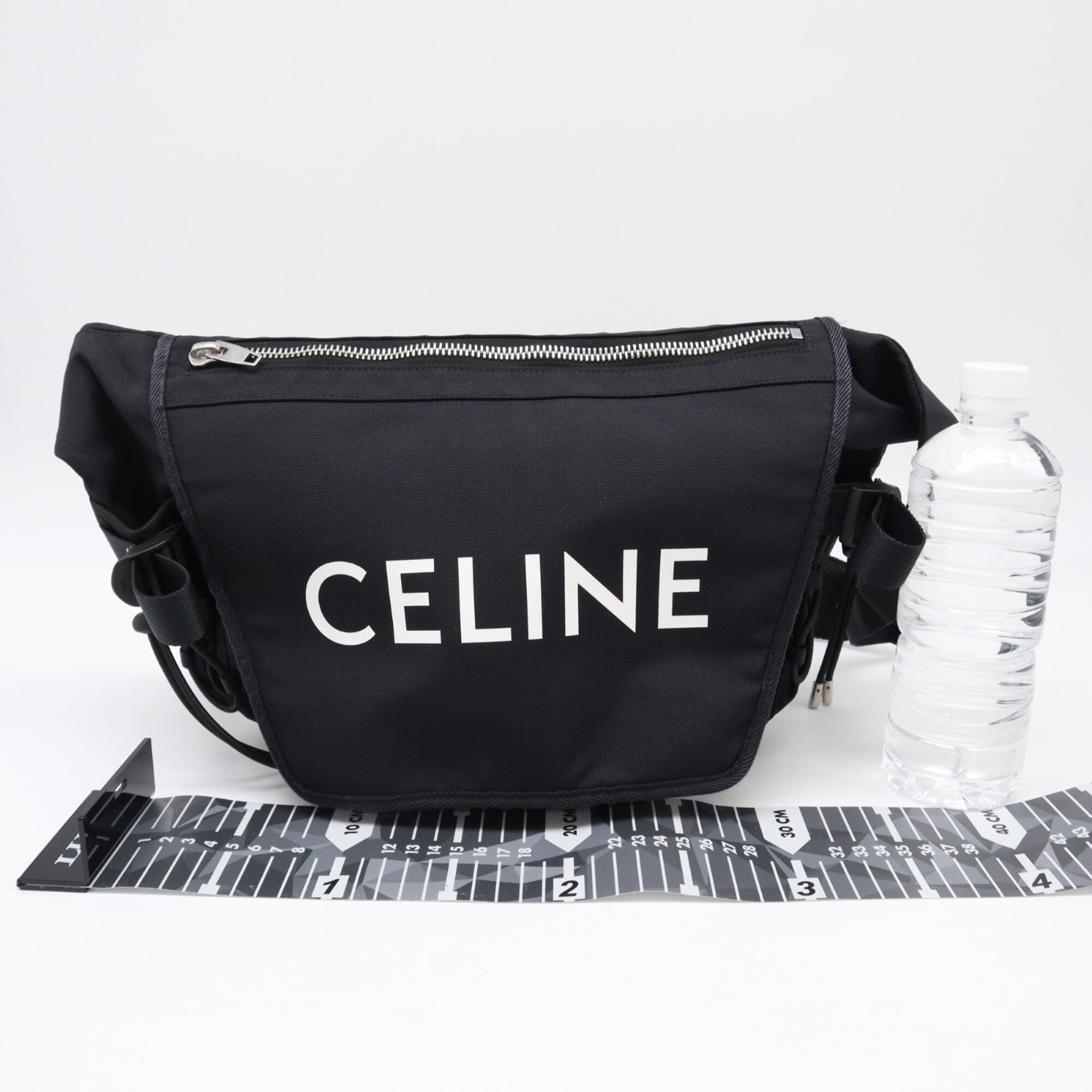 Celine Black Nylon Messenger Bag Shoulder Bag (Pre-Owned)