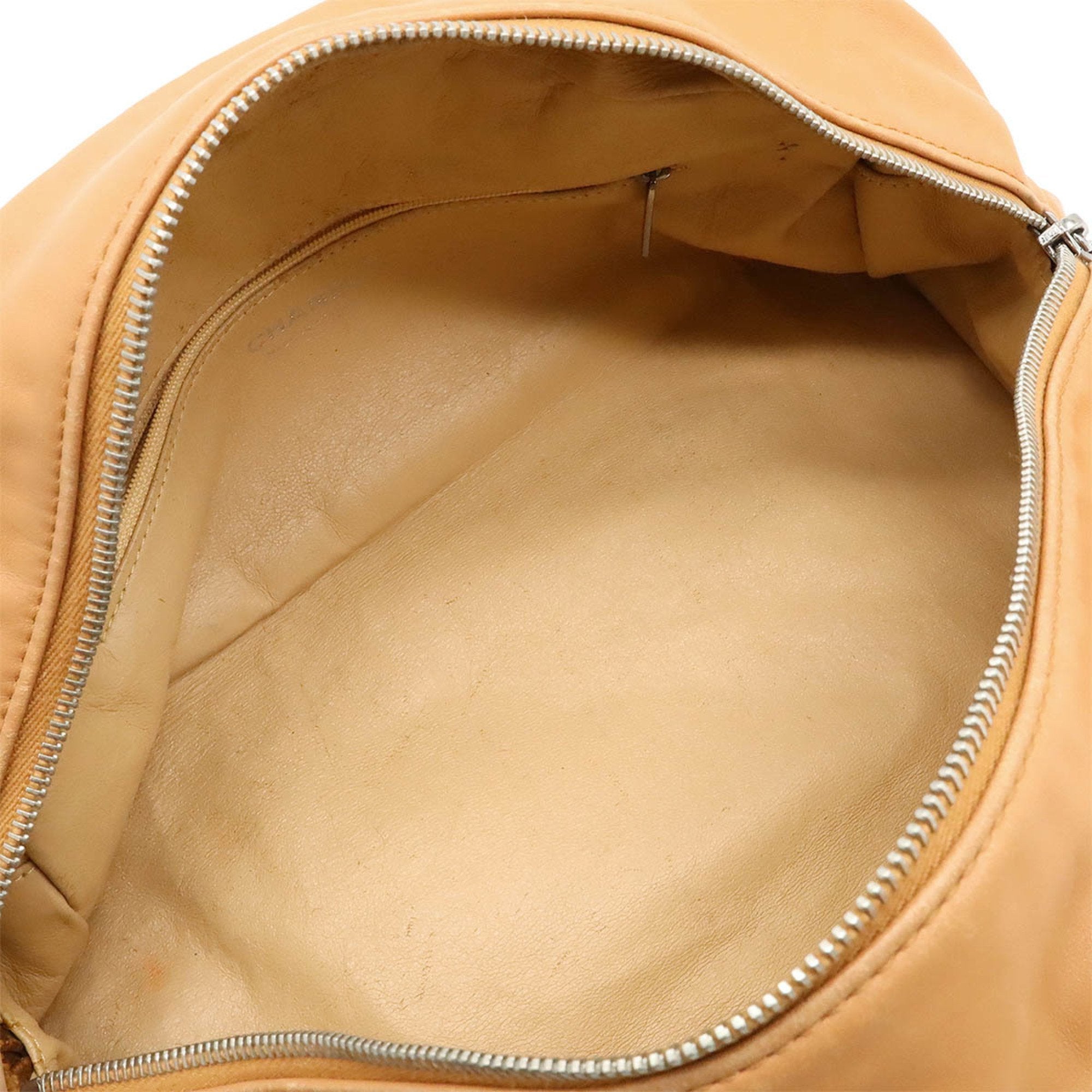 Chanel Salmon Pink Leather Shoulder Bag (Pre-Owned)