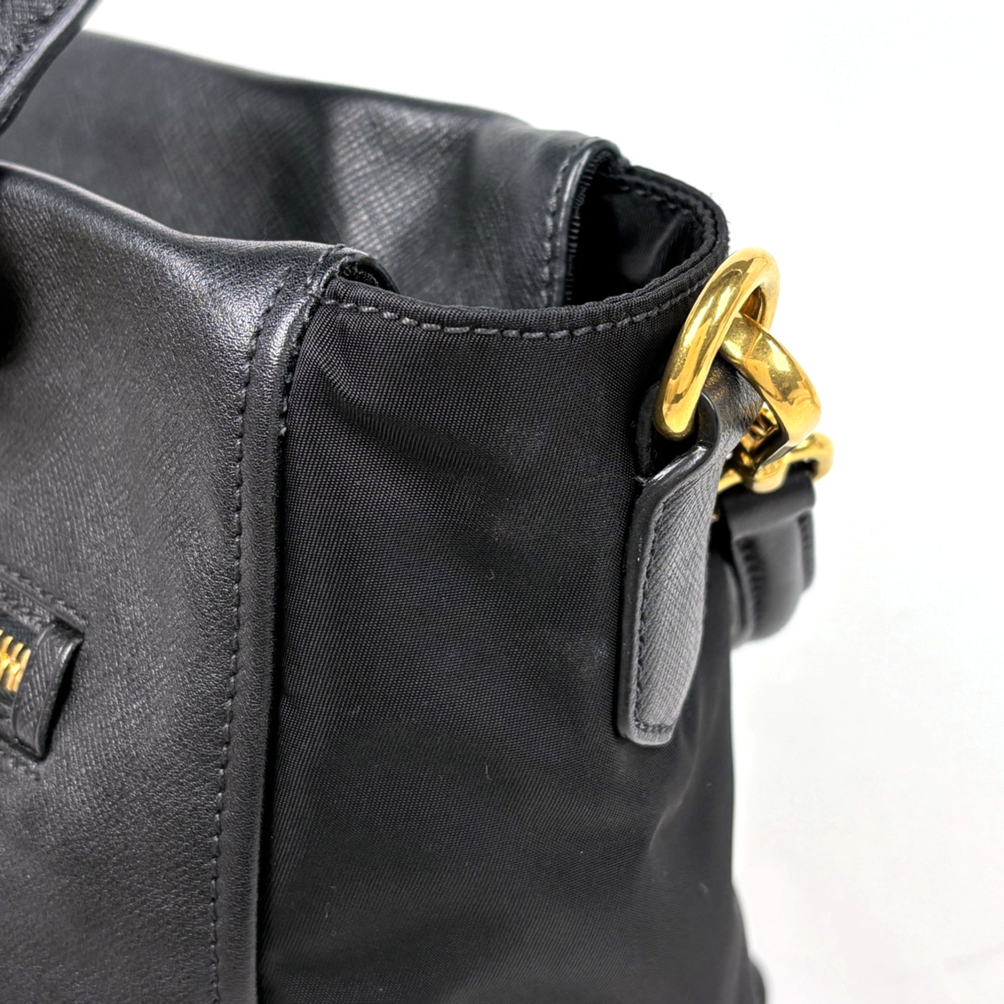 Prada Black Nero Leather Handbag Shoulder Bag (Pre-Owned)