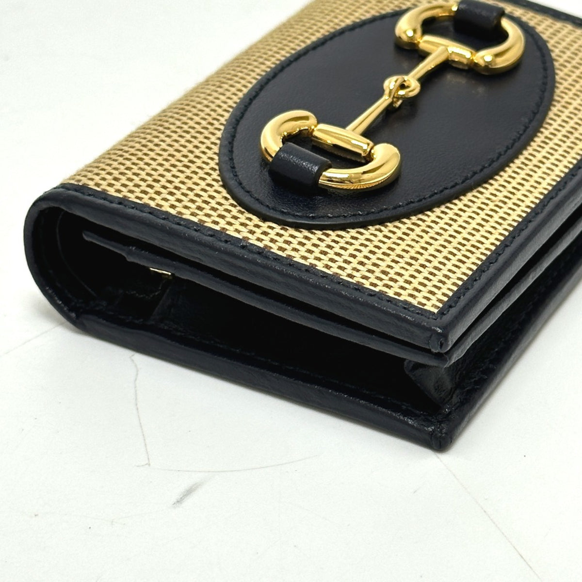 Gucci Beige Other Wallet (Tri-Fold) (Pre-Owned)