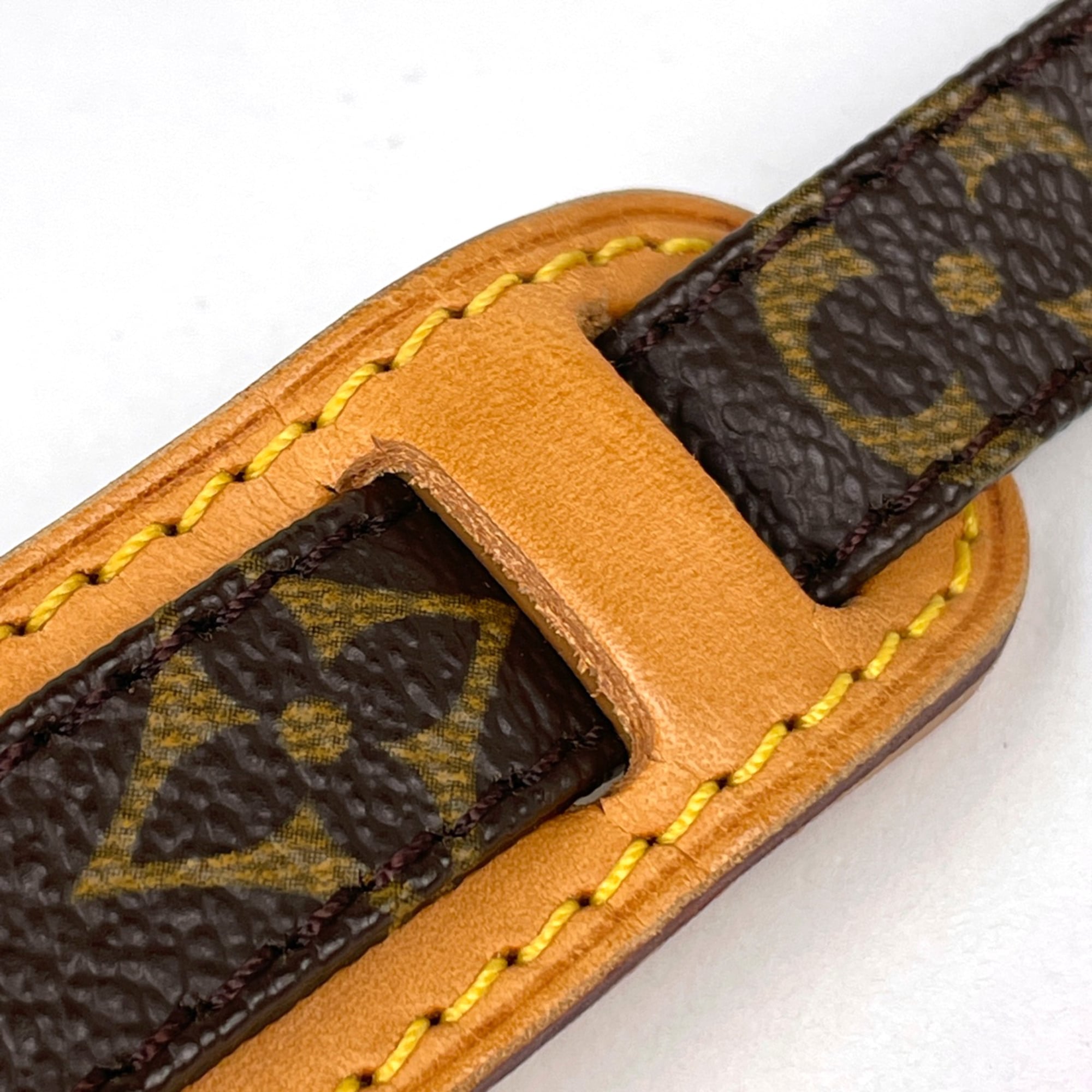Louis Vuitton Brown Monogram Monogram Shoulder Bag (Pre-Owned)