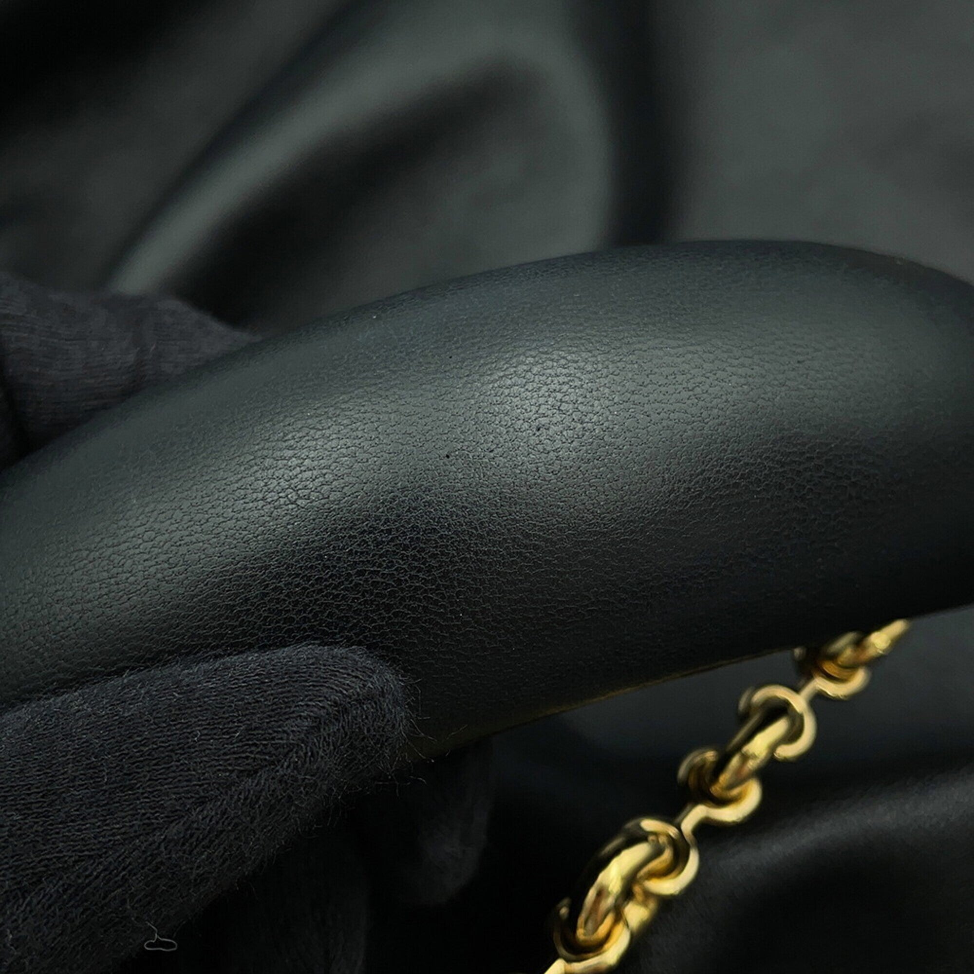 Loewe Black Handbag Shoulder Bag (Pre-Owned)